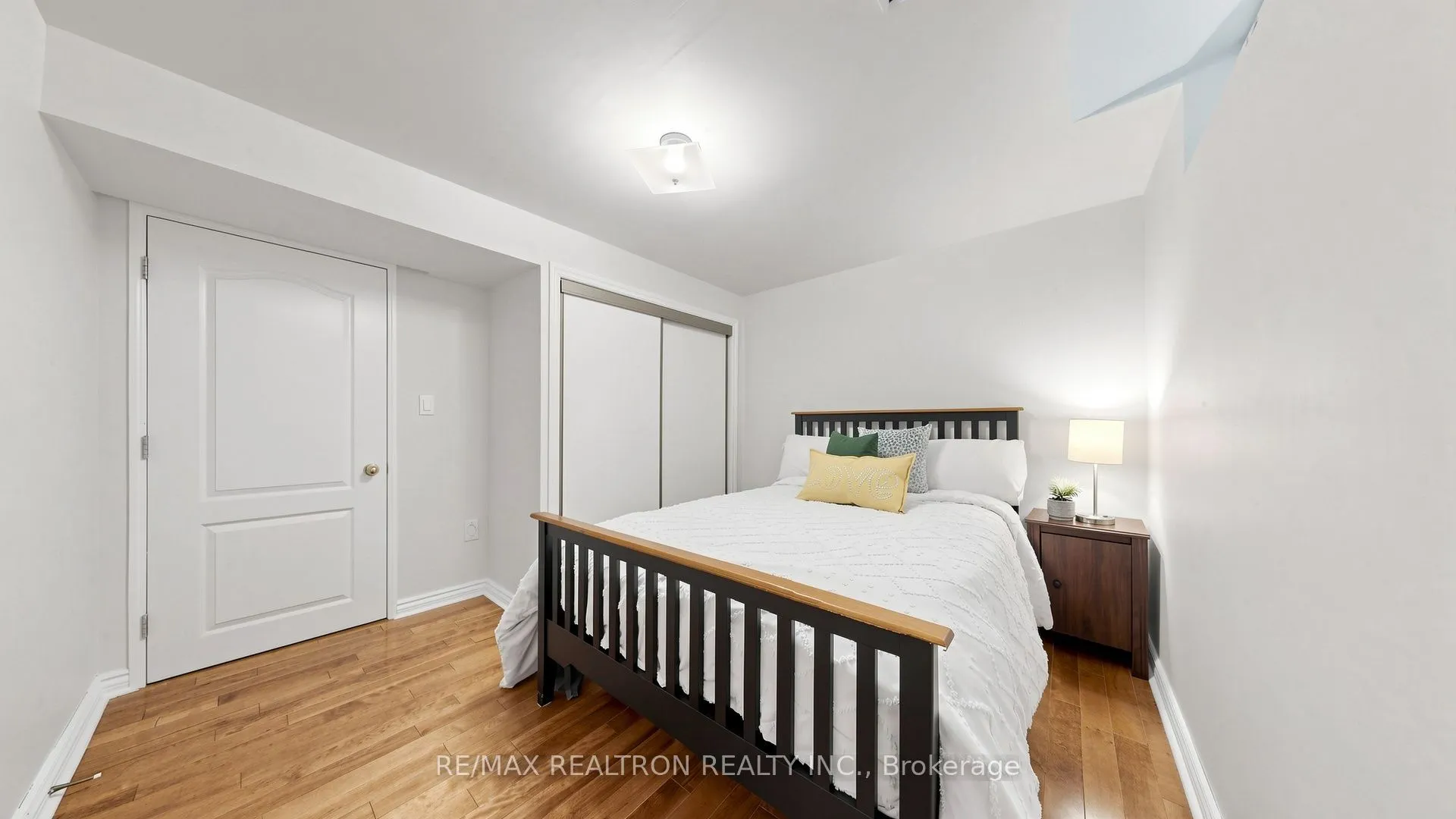 492 Pleasant Ridge Avenue
