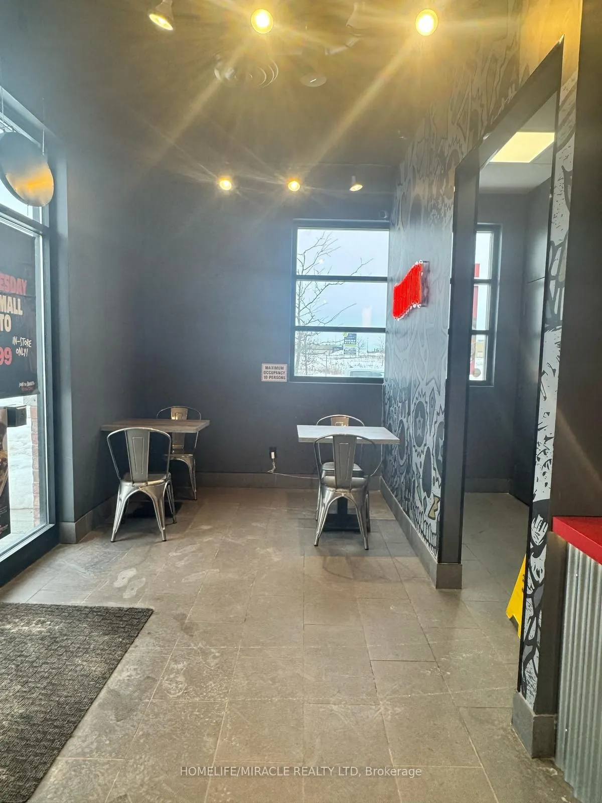 489 Holland Street W #K5