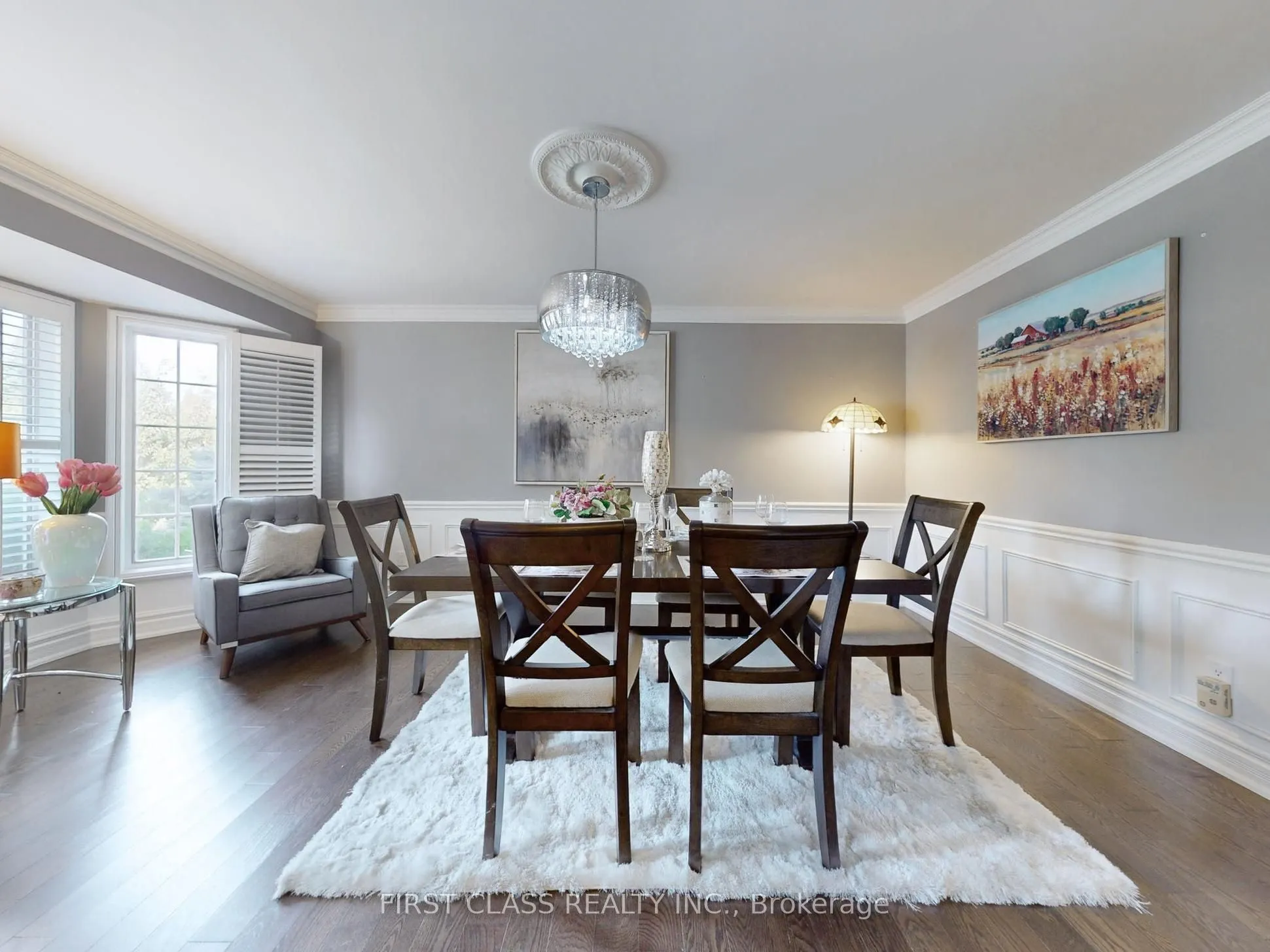 125 Longwater Chase