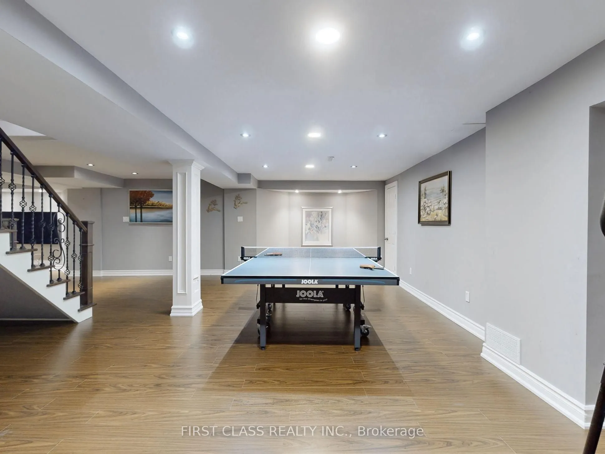 125 Longwater Chase