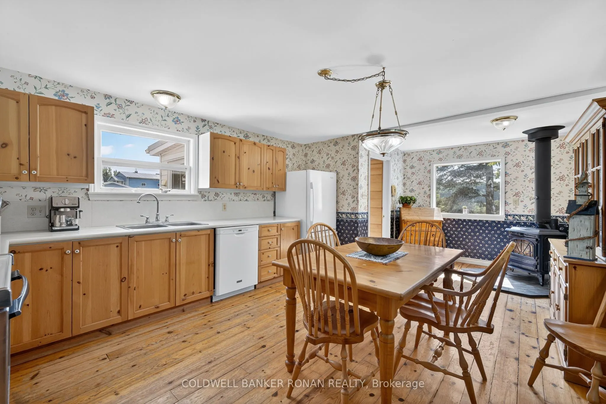 1604 Concession Rd 8
