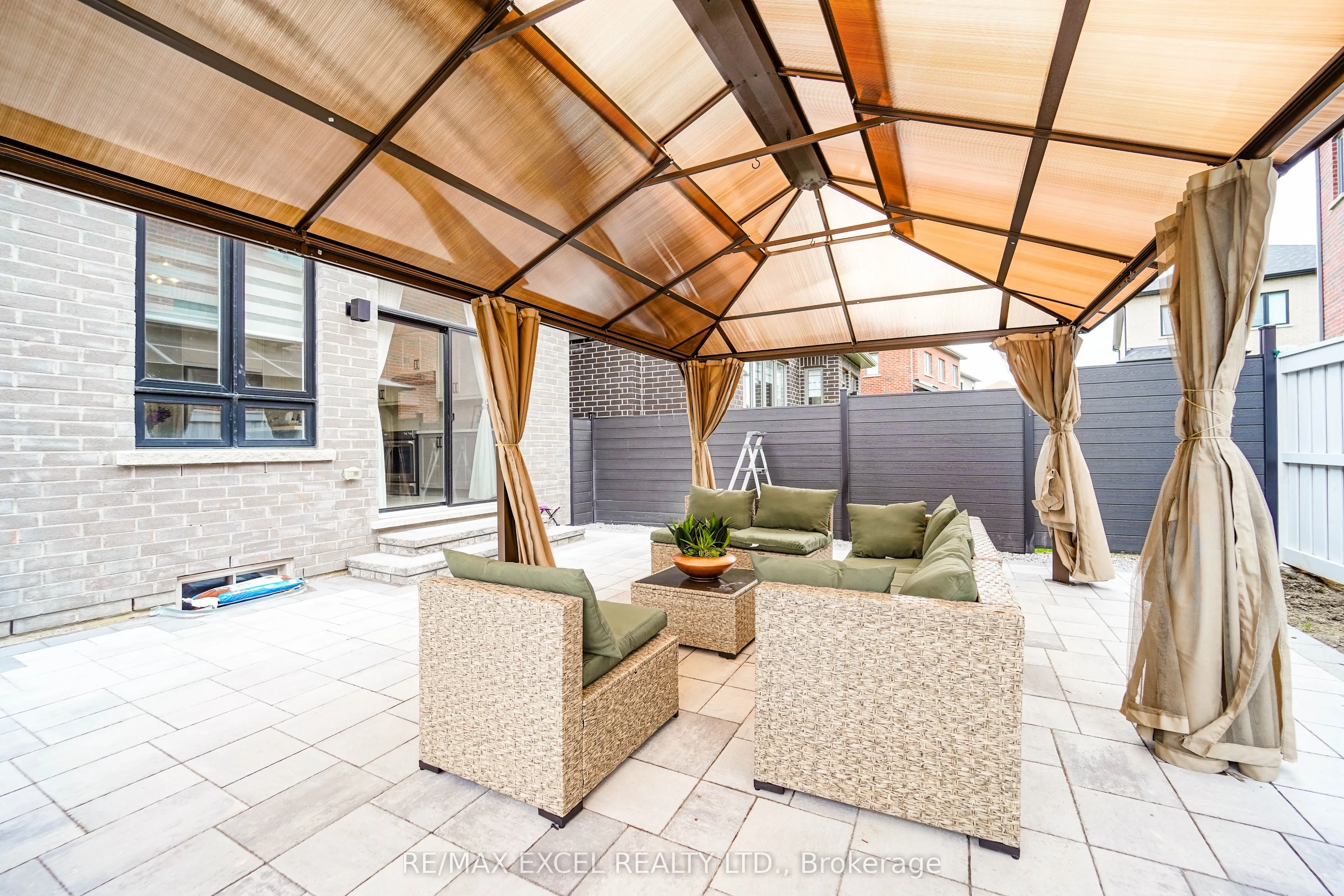 231 Fallharvest Way