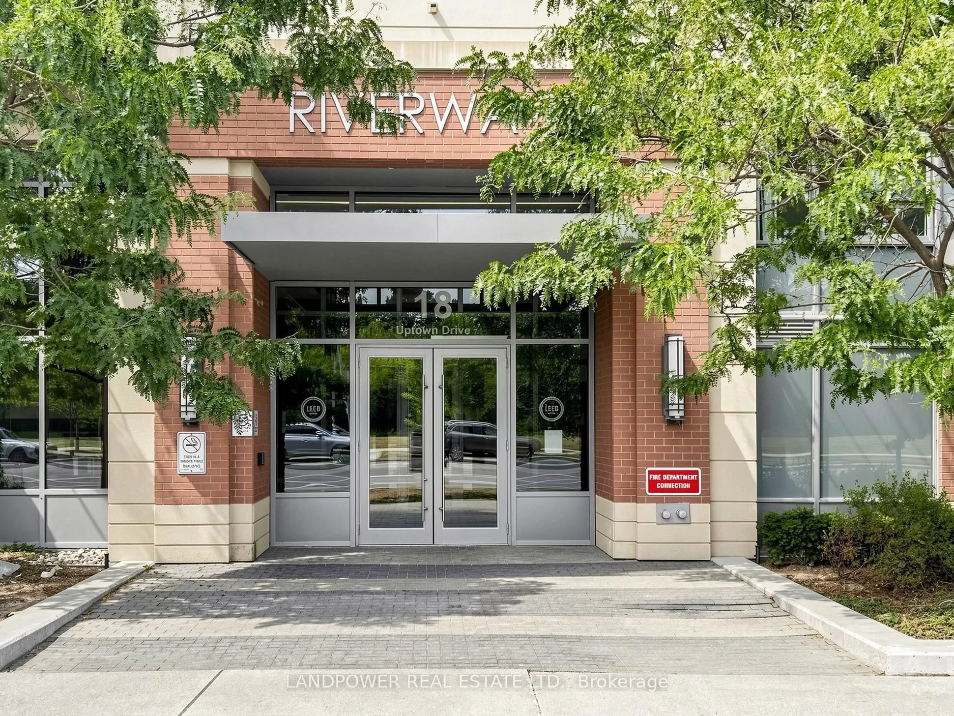 18 Uptown Drive #120