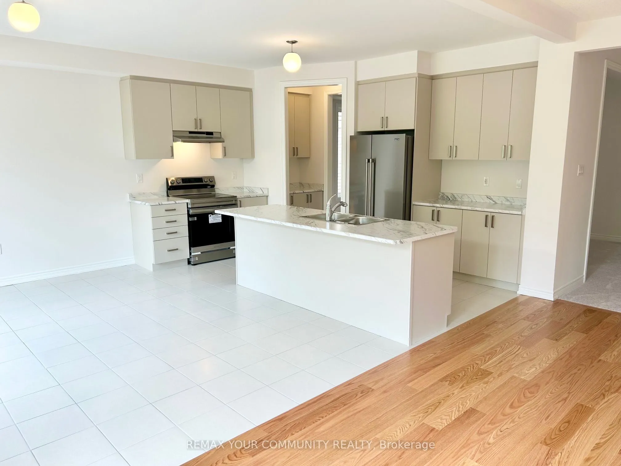 24 Baycroft Boulevard