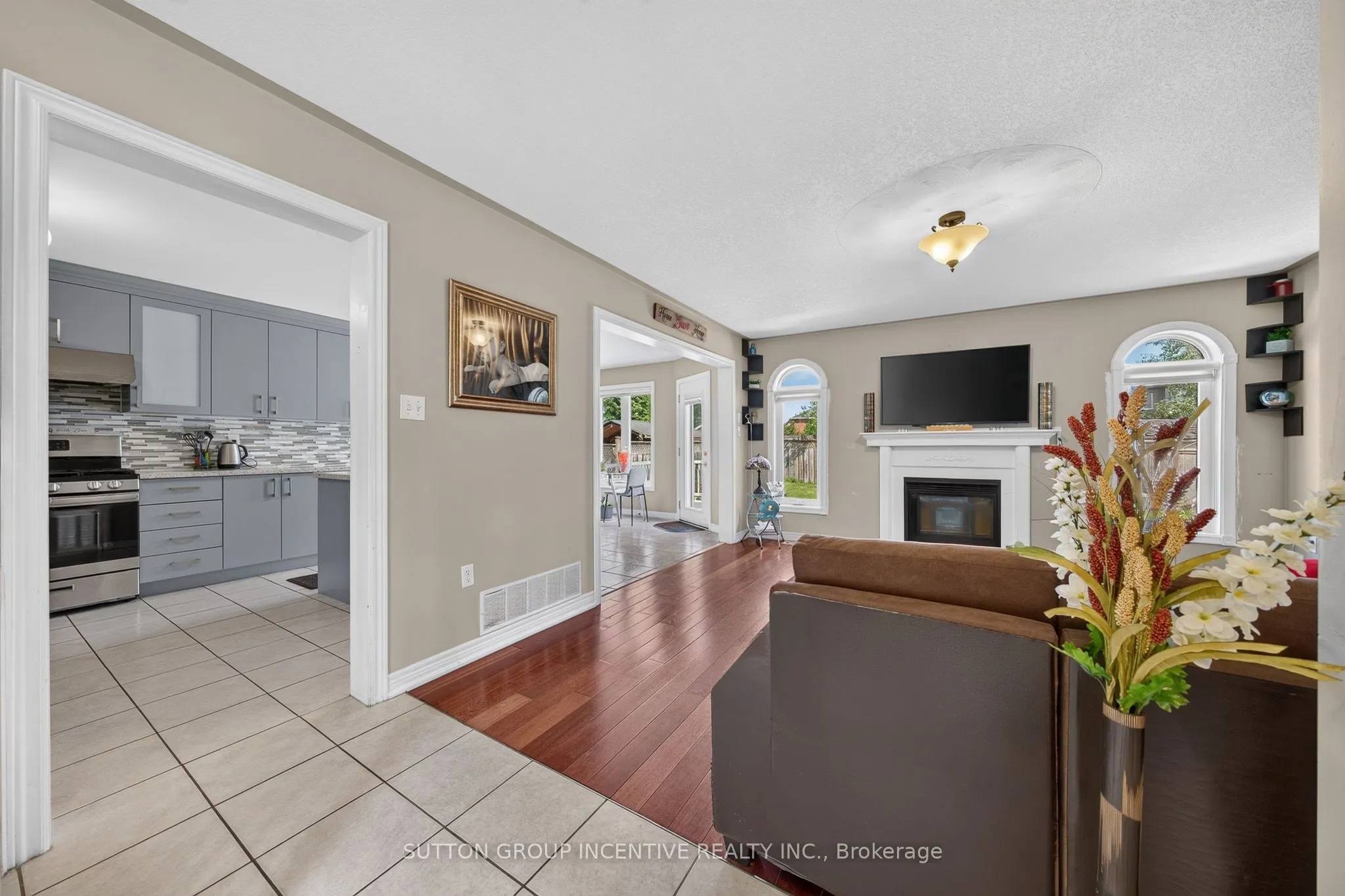 850 Leslie Drive