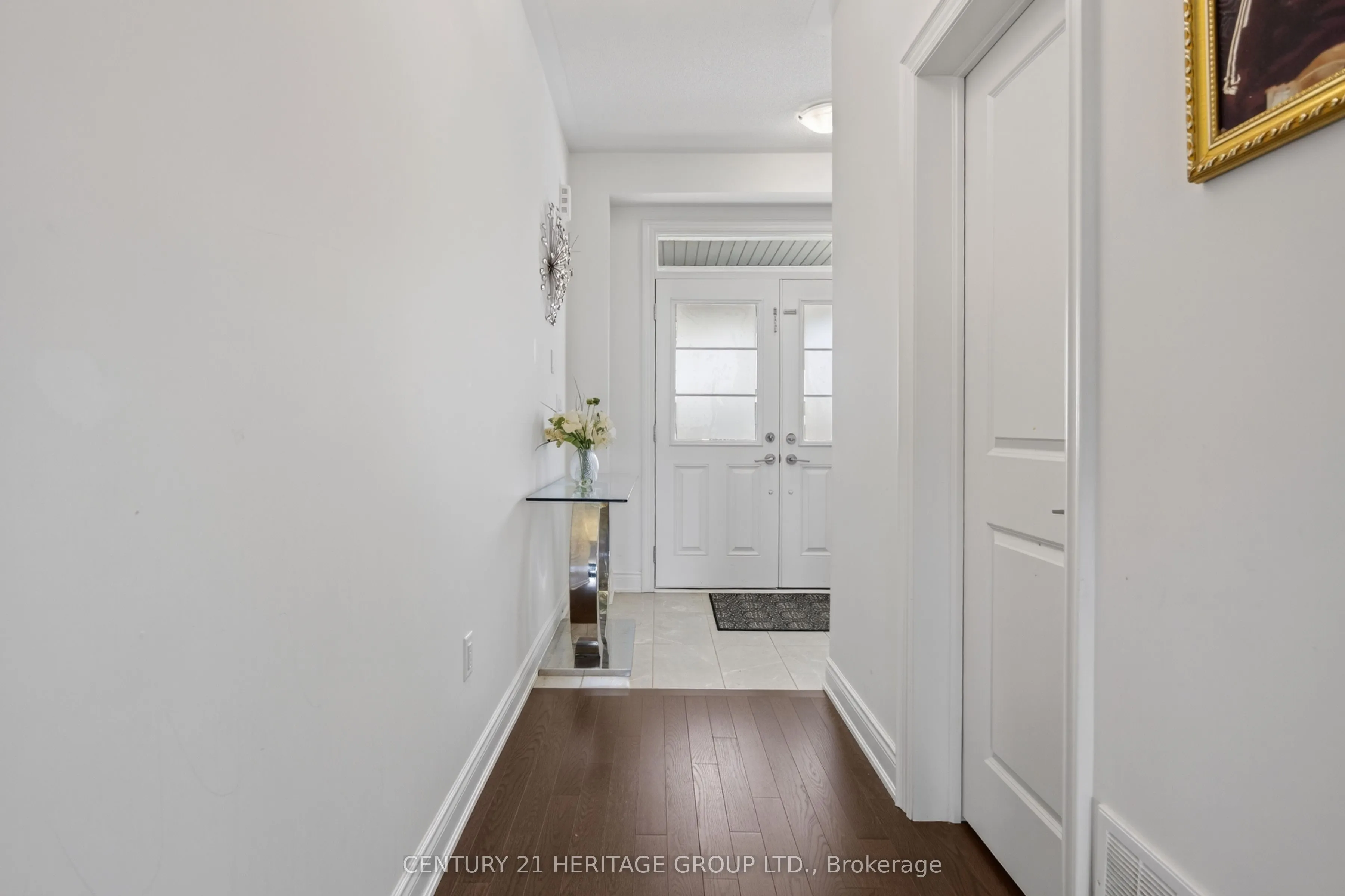 77 Montrose Boulevard