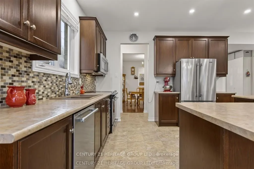 136 Riveredge Drive