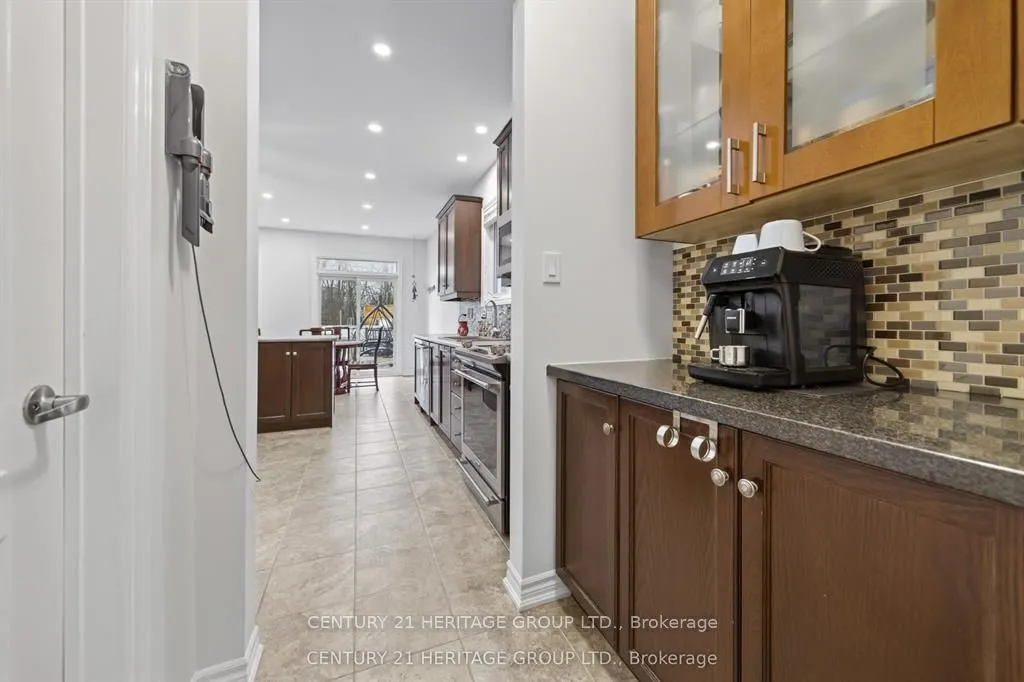 136 Riveredge Drive
