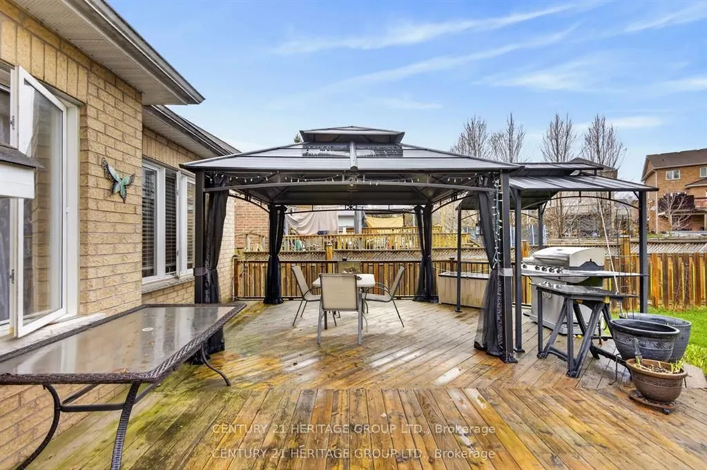 136 Riveredge Drive