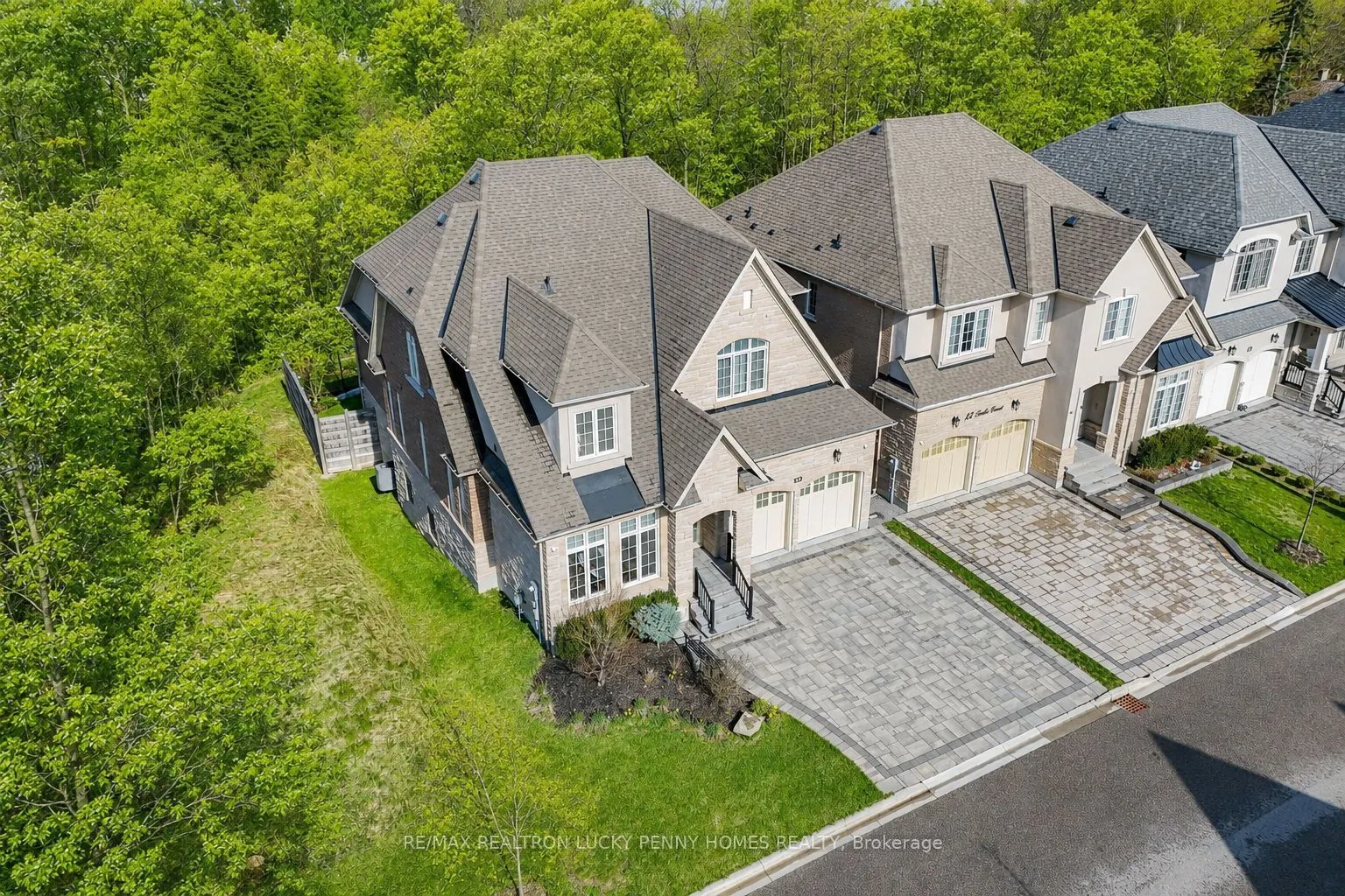 15 Tralee Court