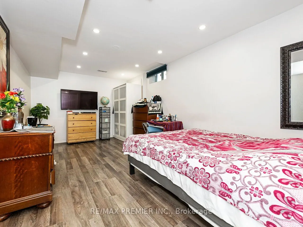 32 Stonebriar Drive