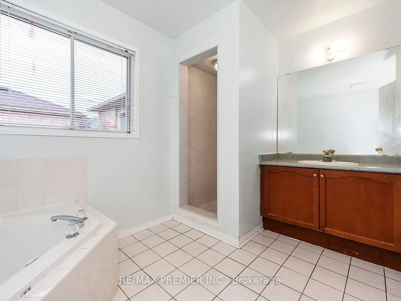 32 Stonebriar Drive