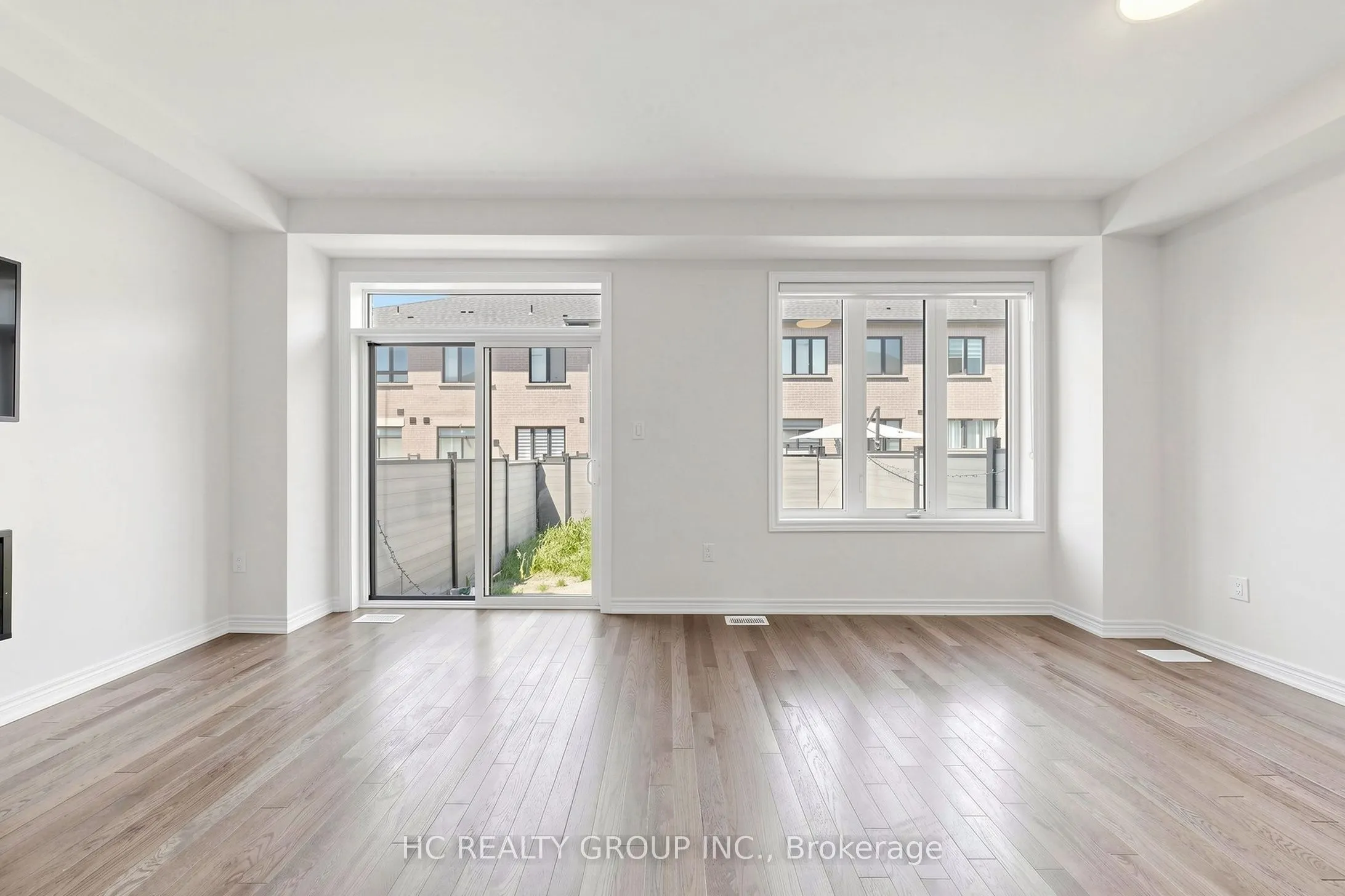 8 Hewison Avenue