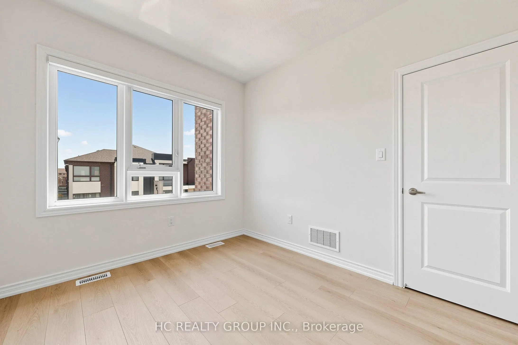 8 Hewison Avenue