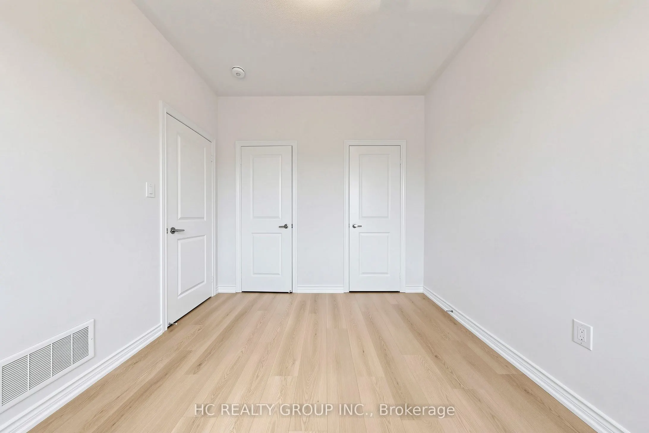 8 Hewison Avenue