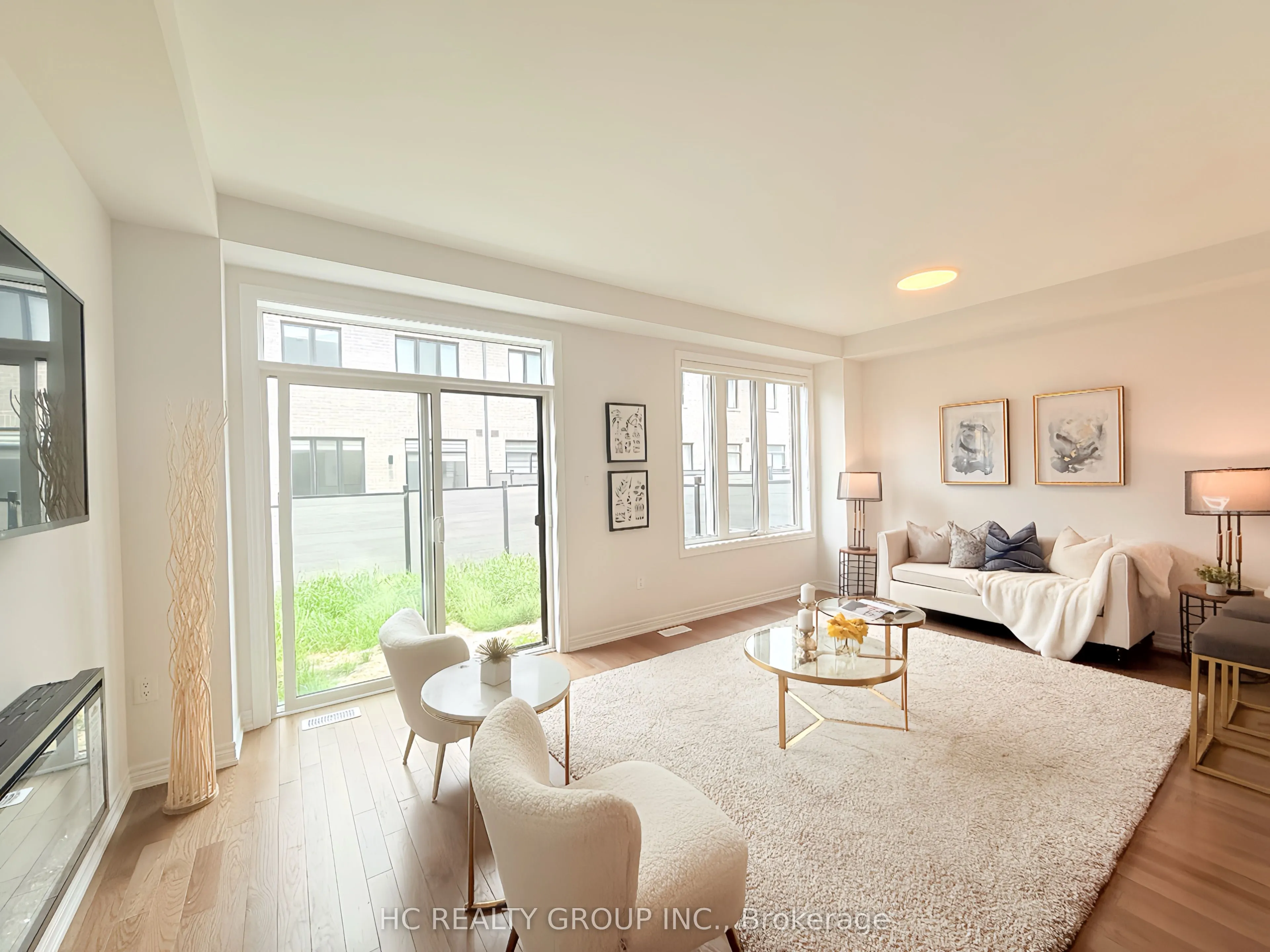 8 Hewison Avenue
