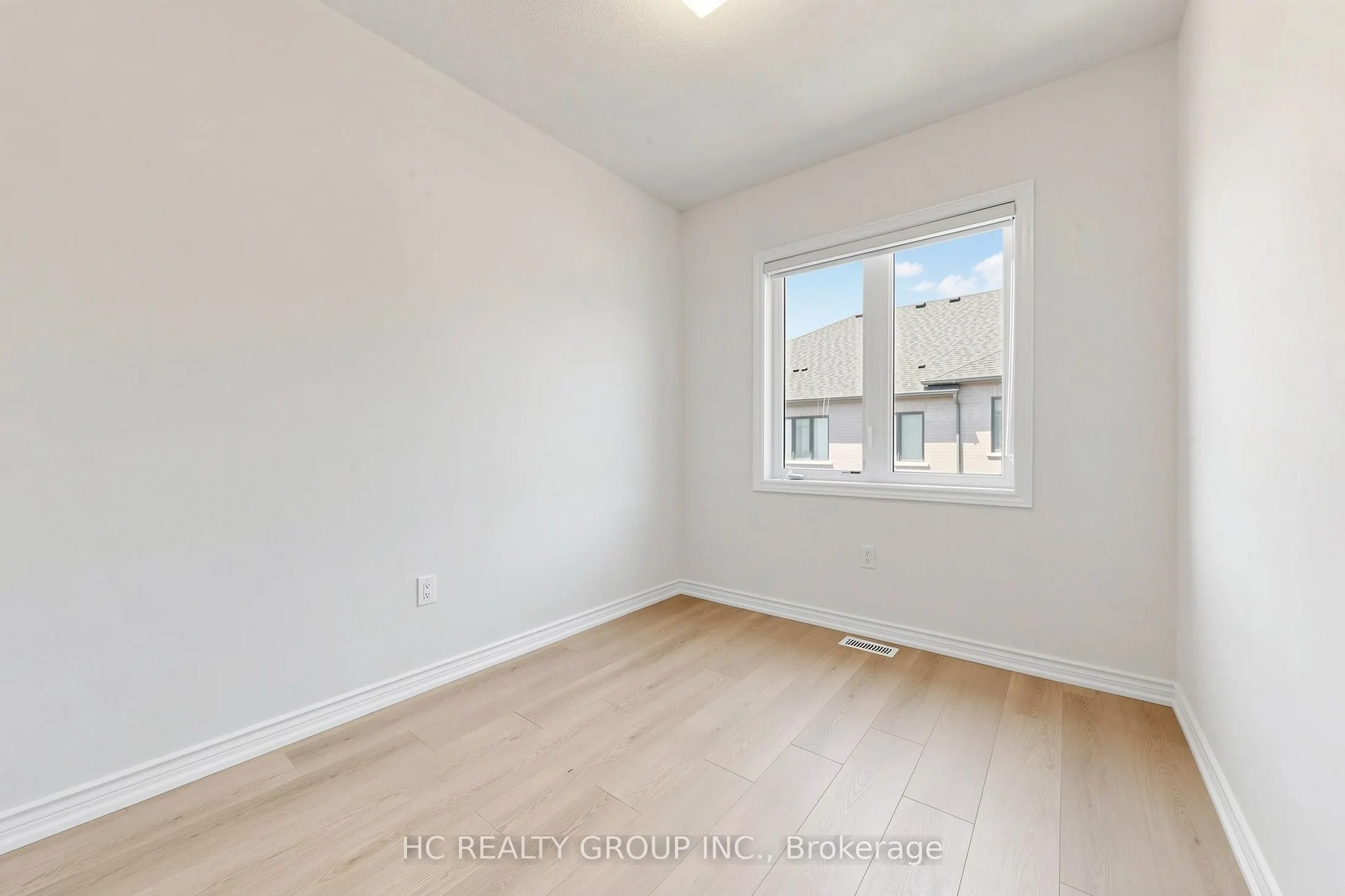 8 Hewison Avenue