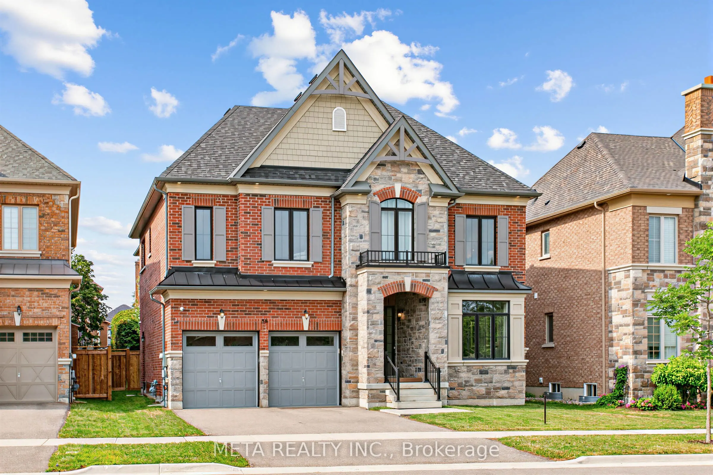 56 Klees Crescent