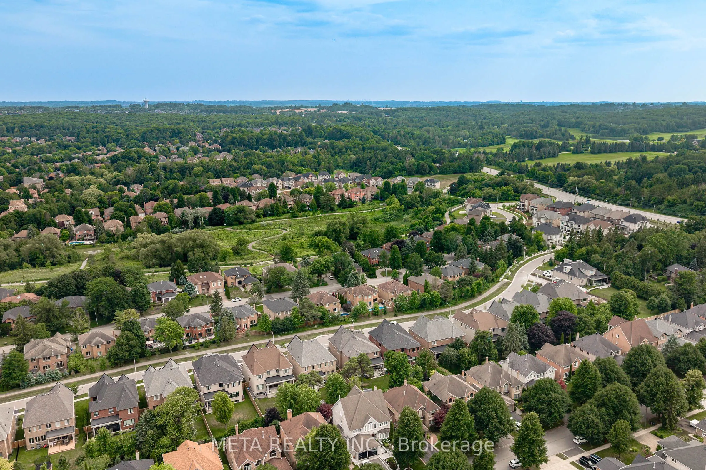 56 Klees Crescent