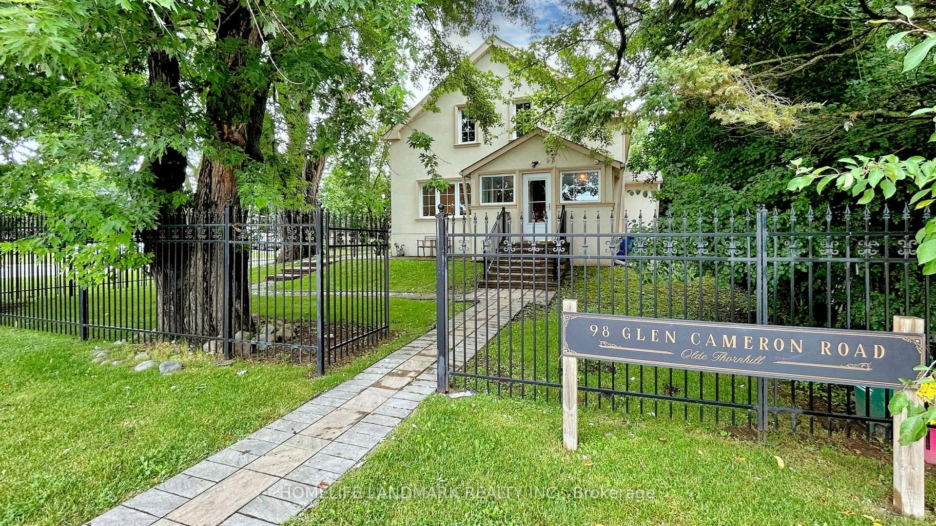 98 Glen Cameron Road