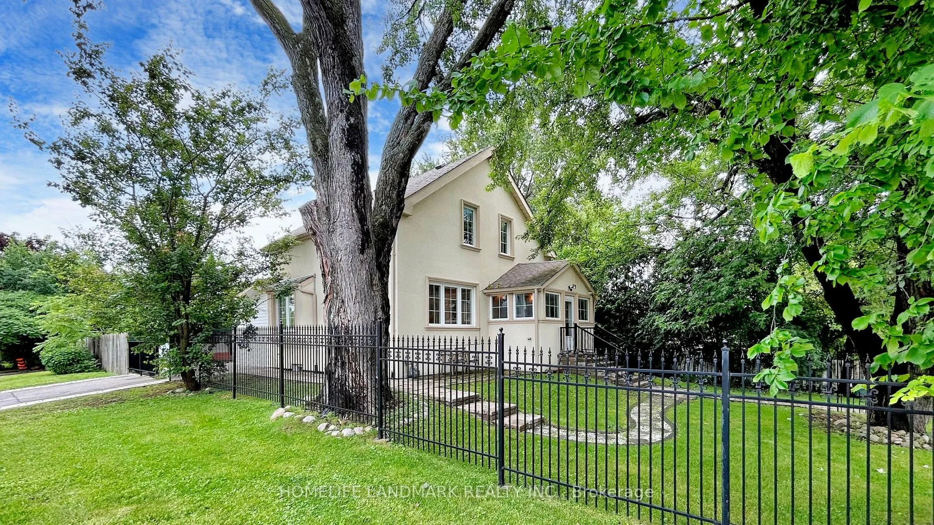 98 Glen Cameron Road