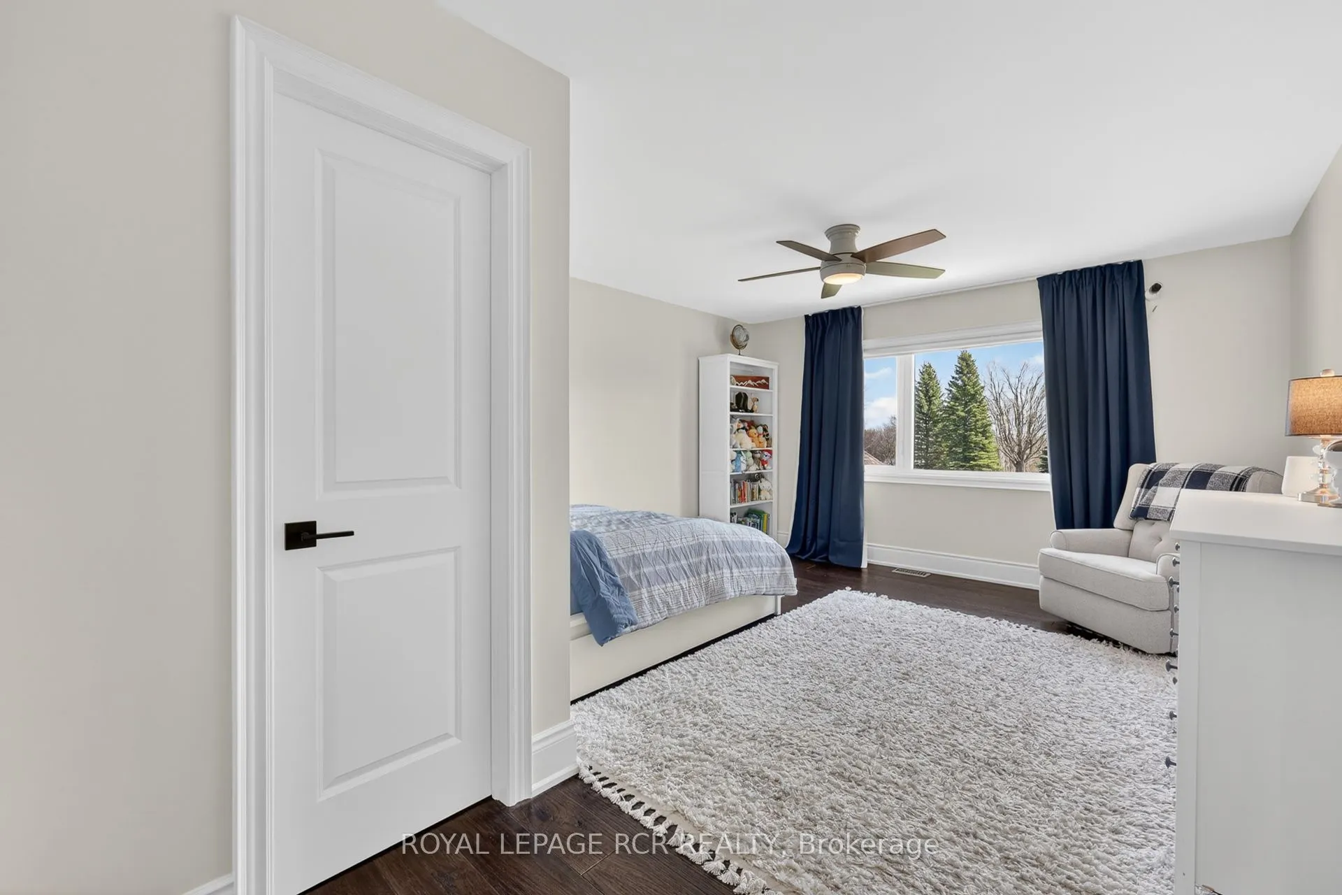 14 Emerald Heights Drive