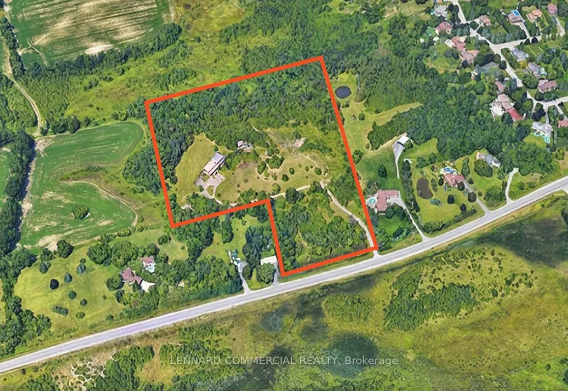 1426 Queensville Side Road