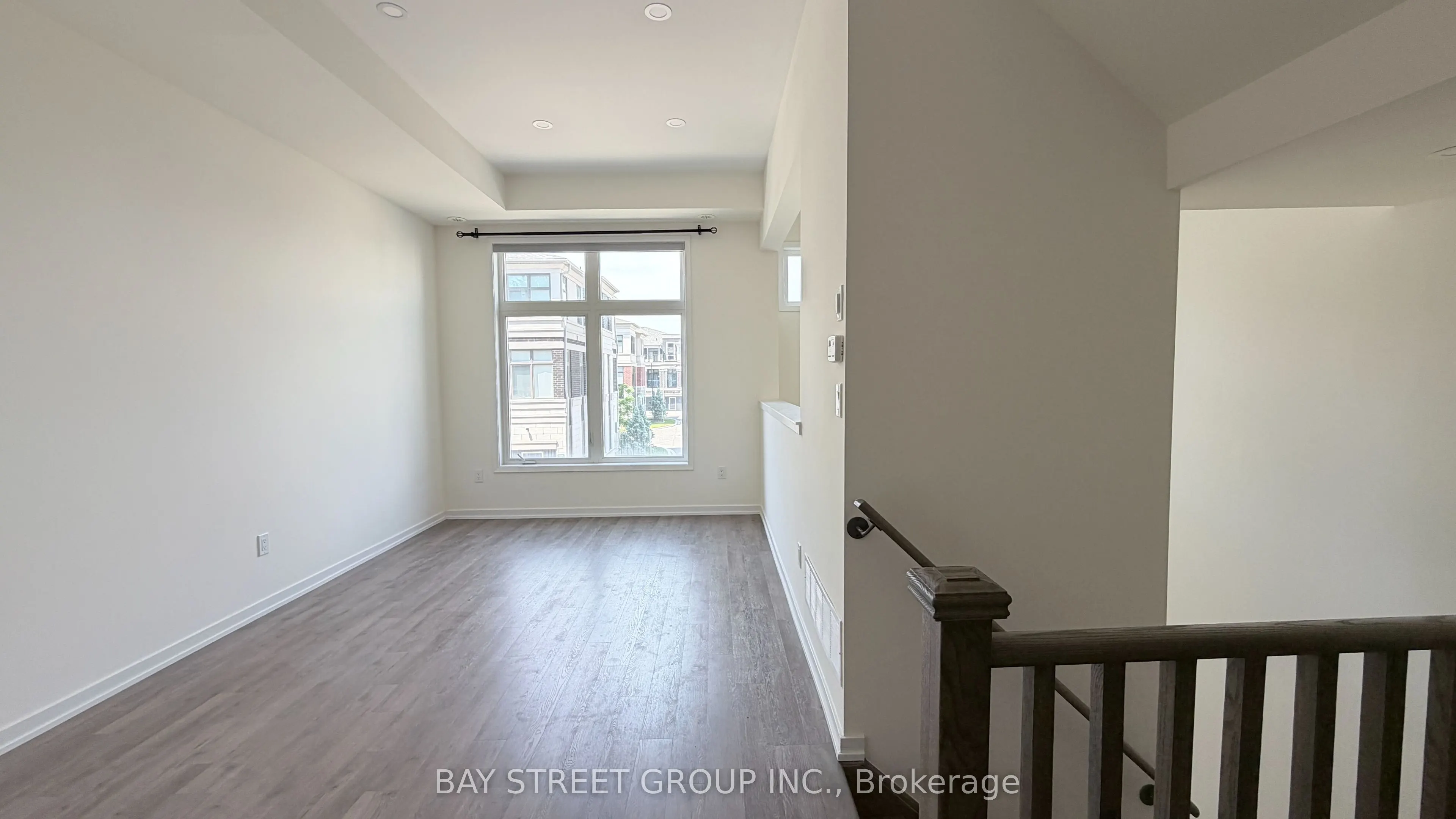 54 Pantheon Lane