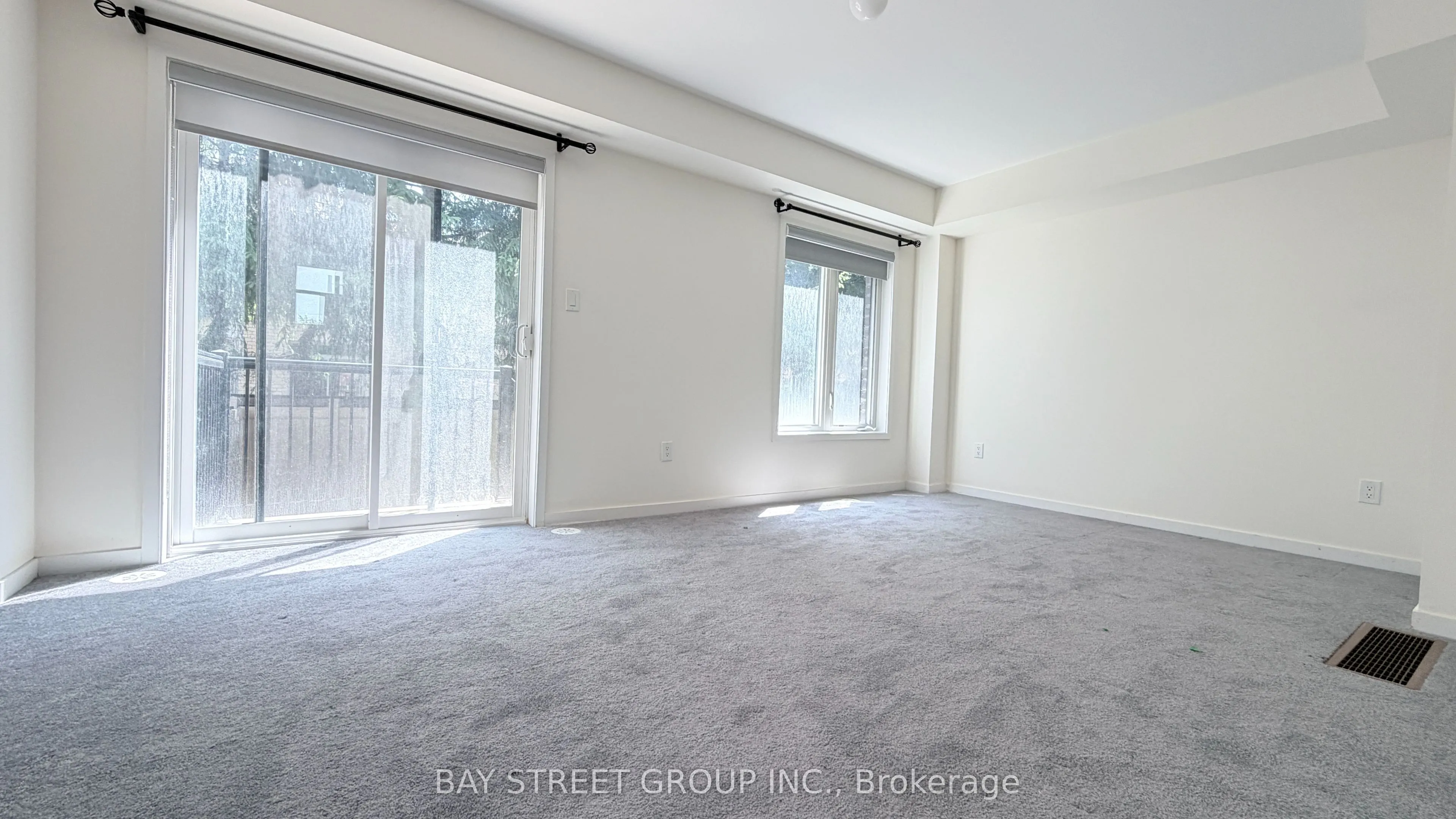 54 Pantheon Lane