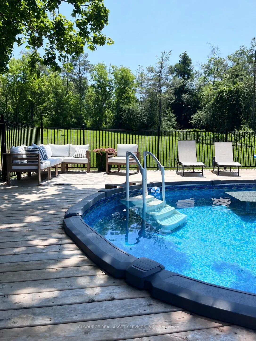 689 Ravenshoe Road