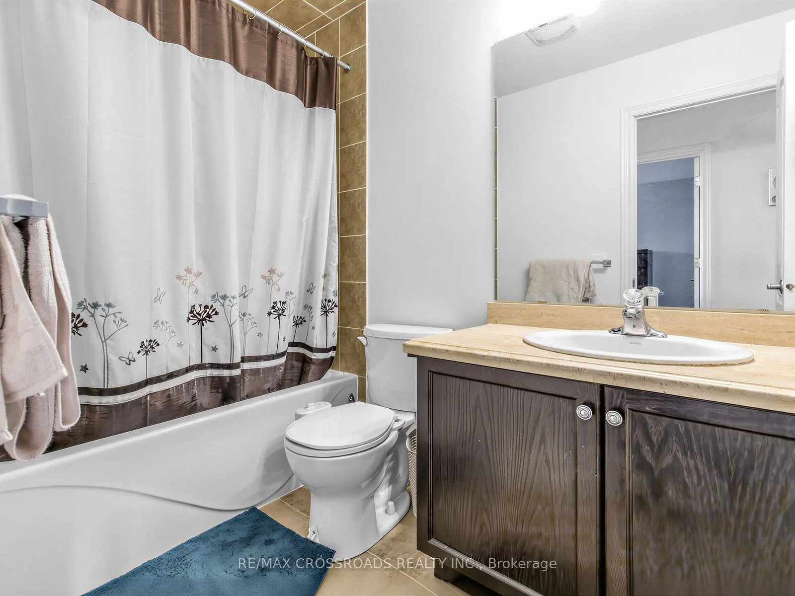 23 Worthview Drive S