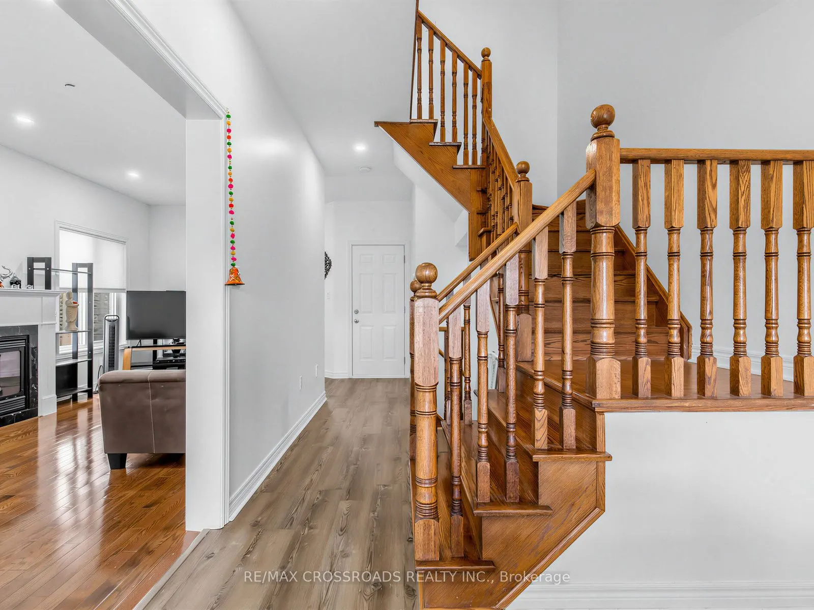 23 Worthview Drive S