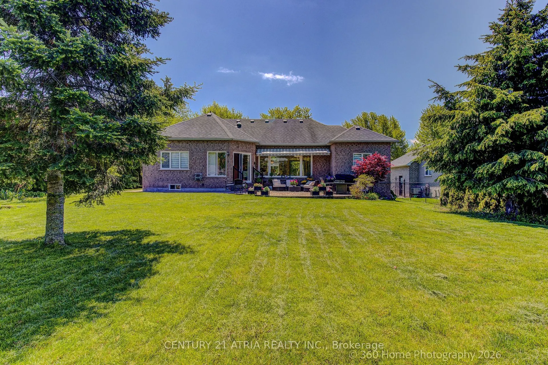 176 Laurentian Boulevard