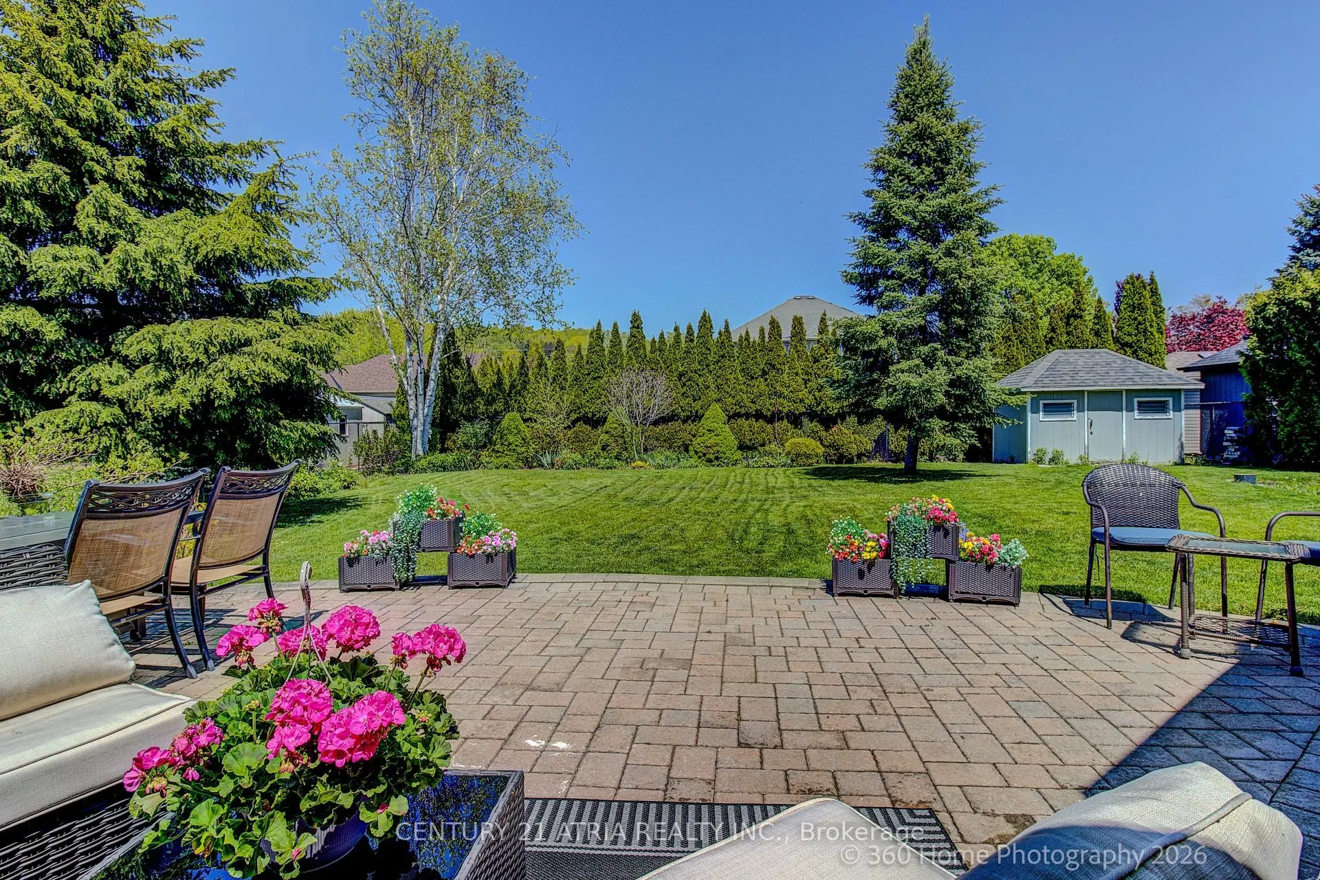 176 Laurentian Boulevard