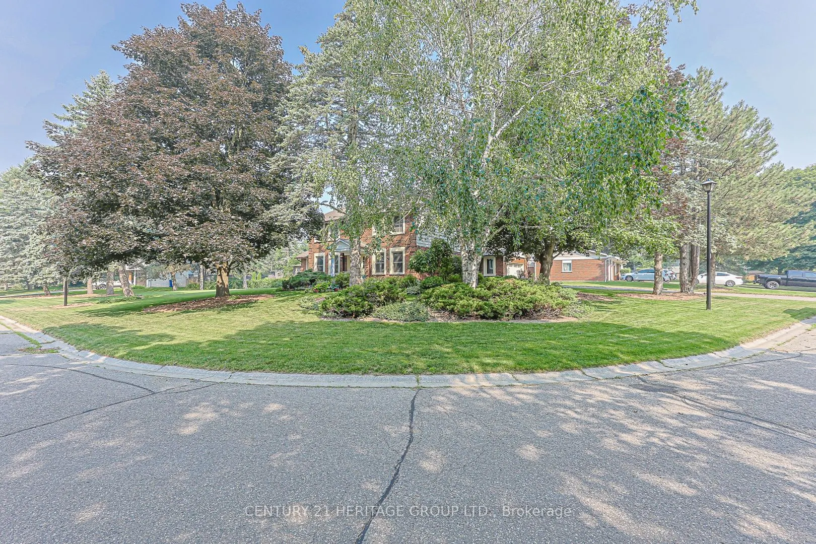 25 Grant Court