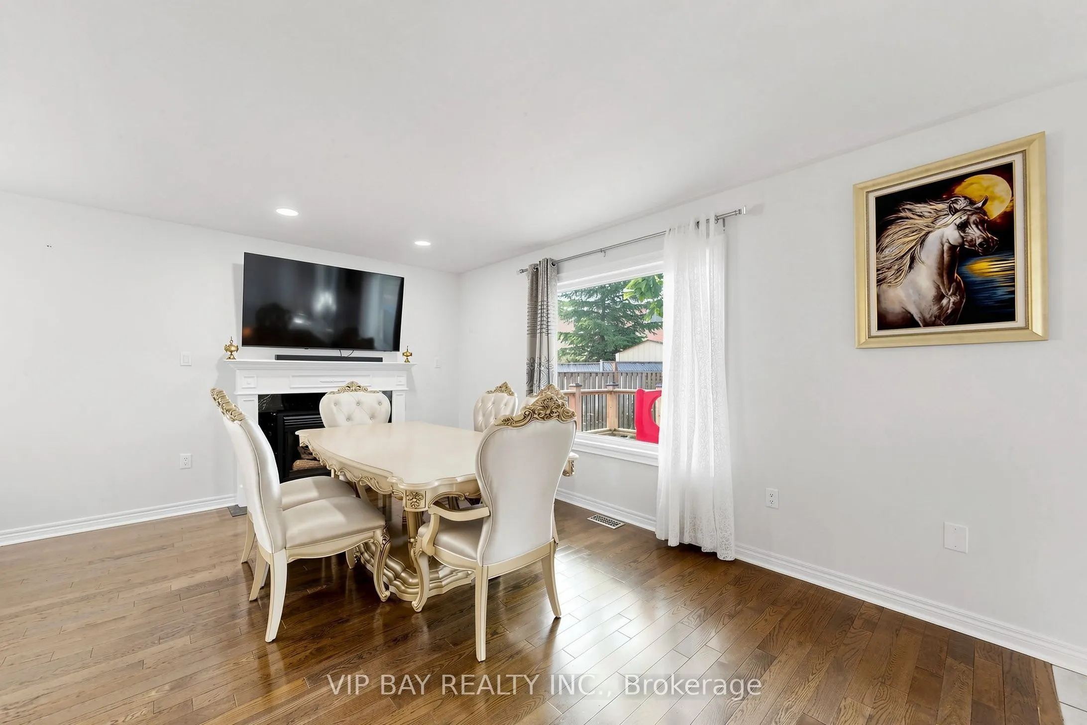 77 Amberview Drive