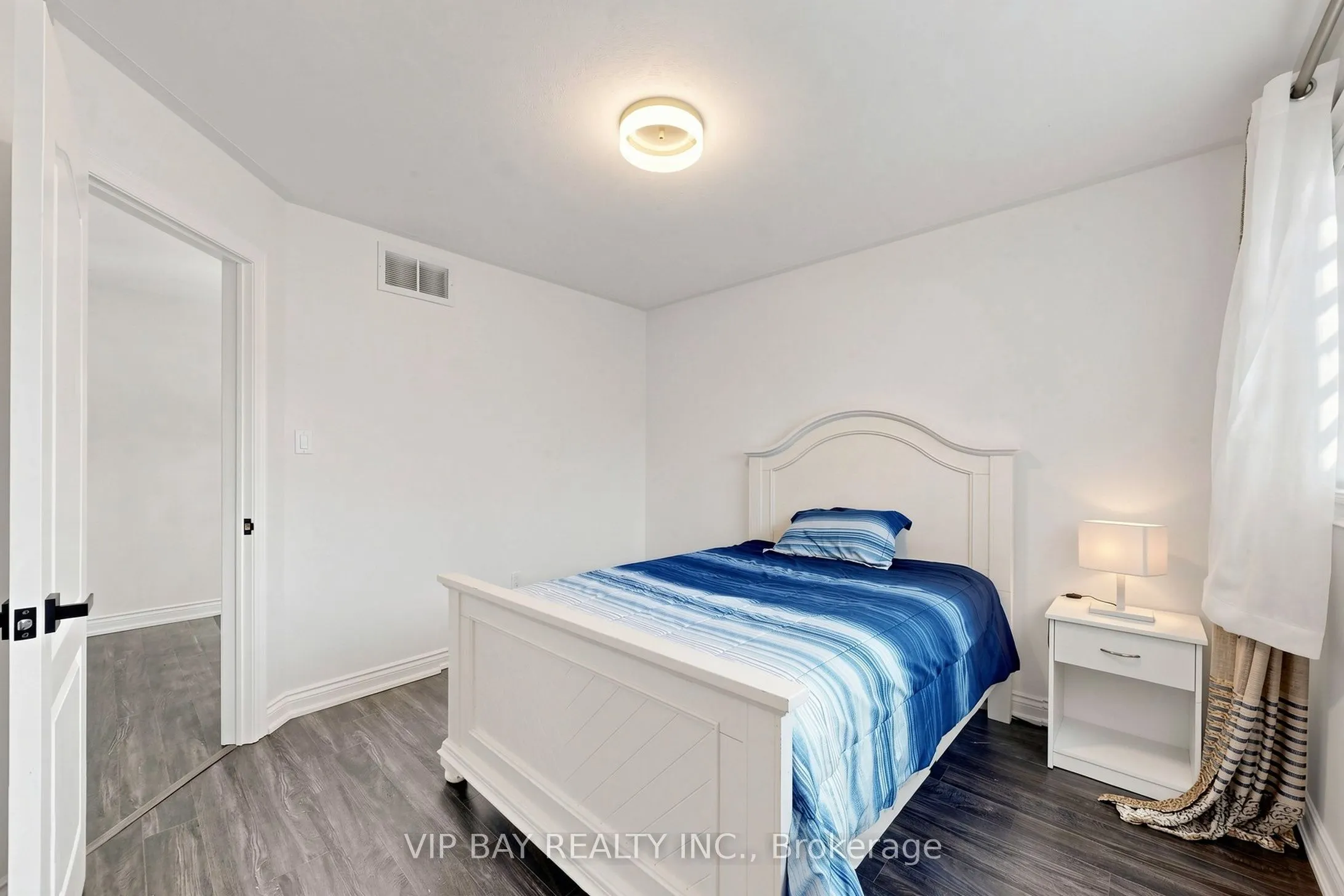 77 Amberview Drive