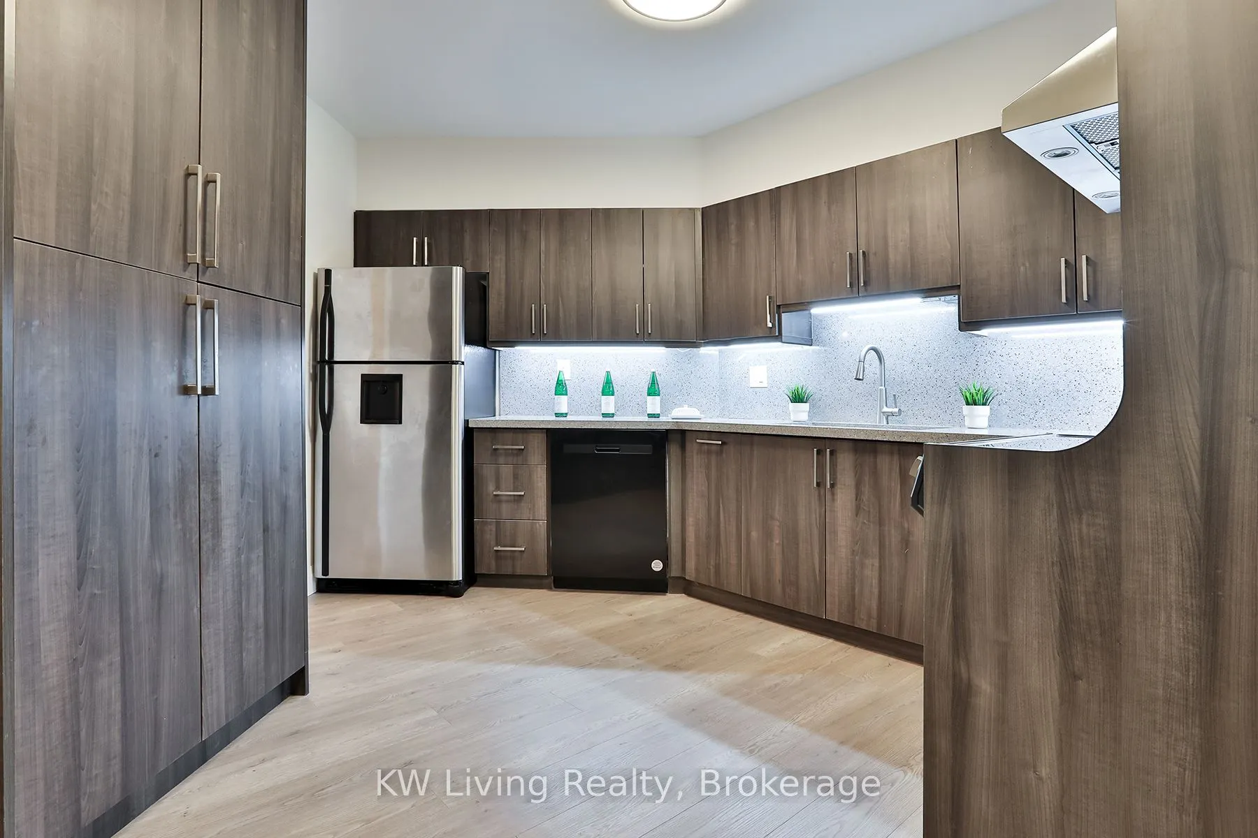 9 Chalmers Road #101