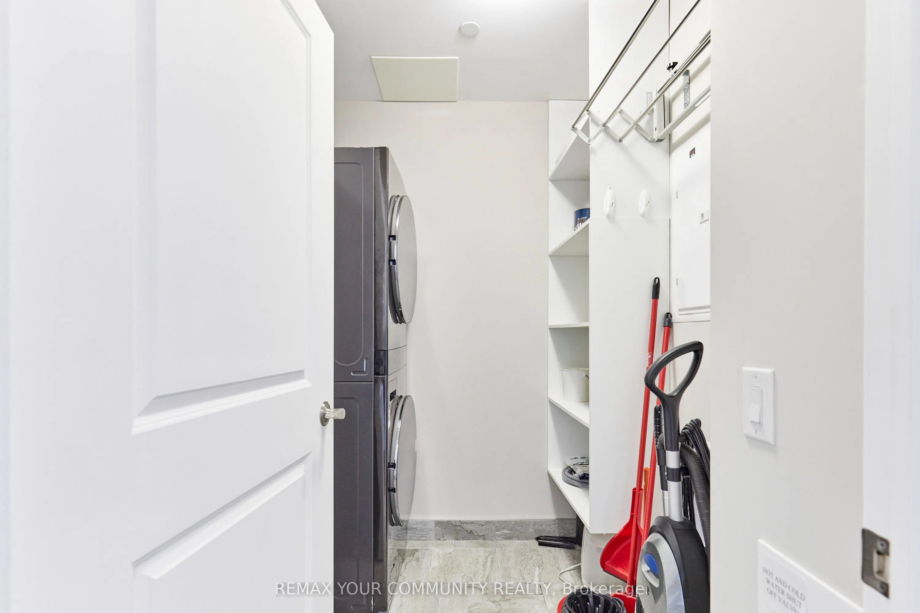 440 William Graham Drive #511