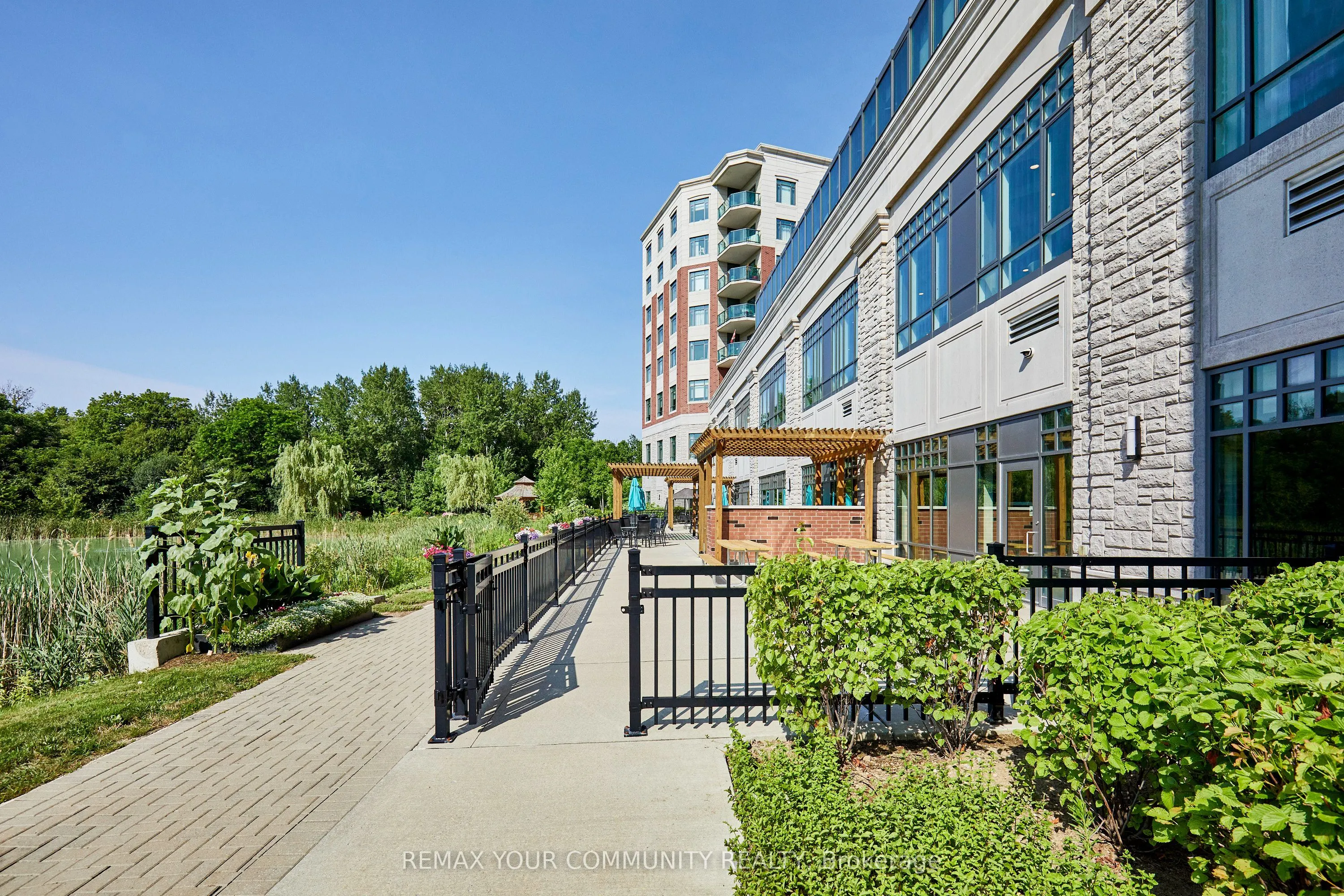 440 William Graham Drive #511