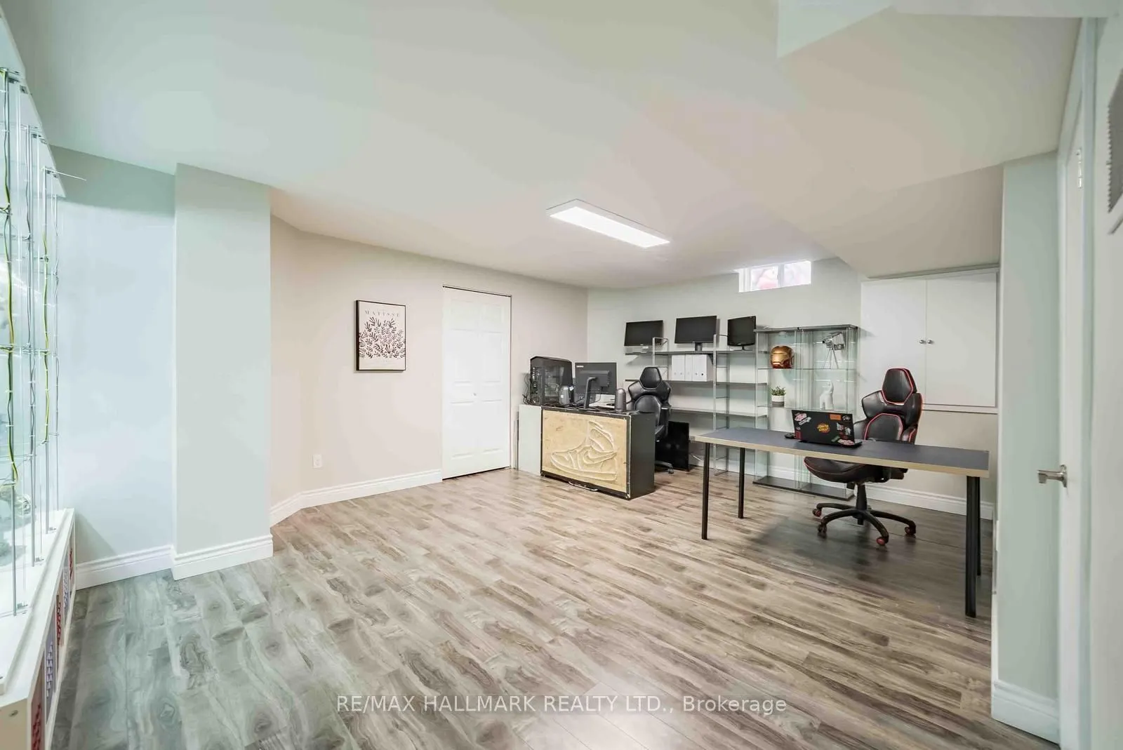 411 Hoover Park Drive