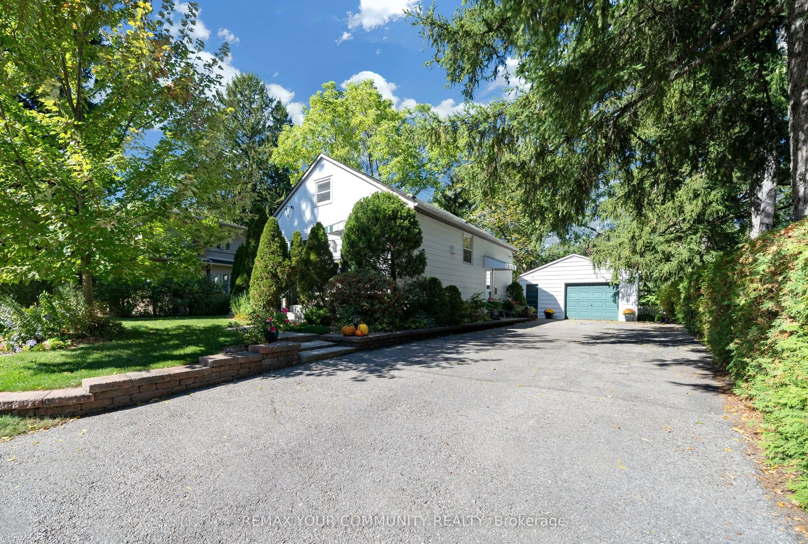 223 Richmond Street