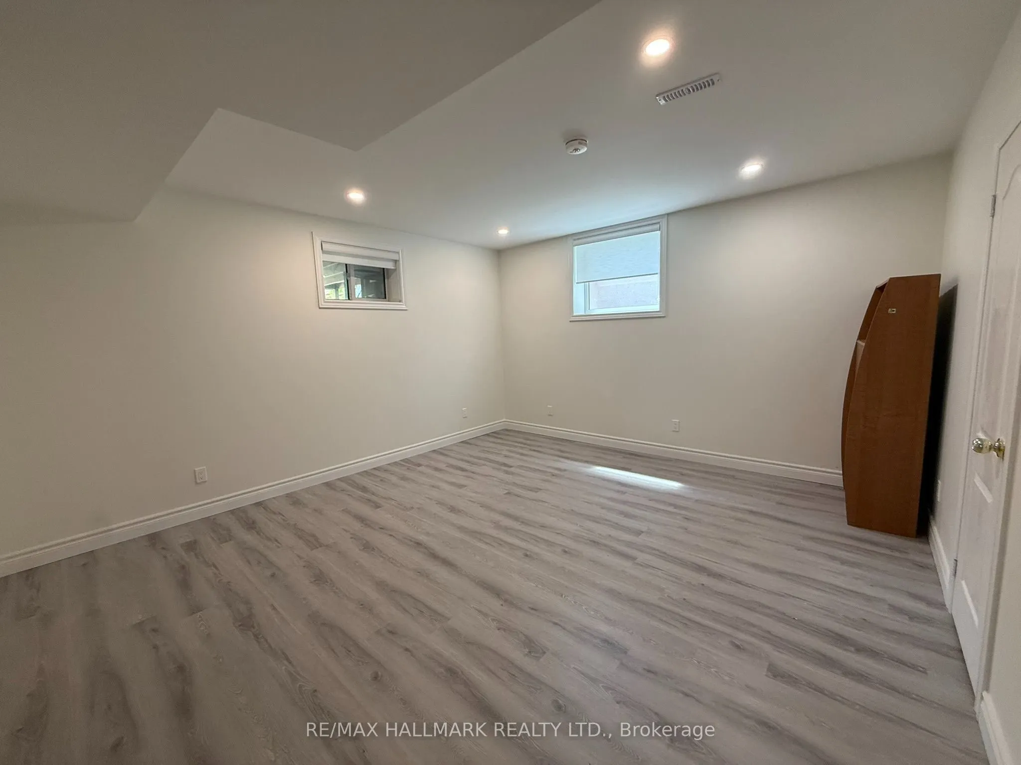 43 Oak Avenue