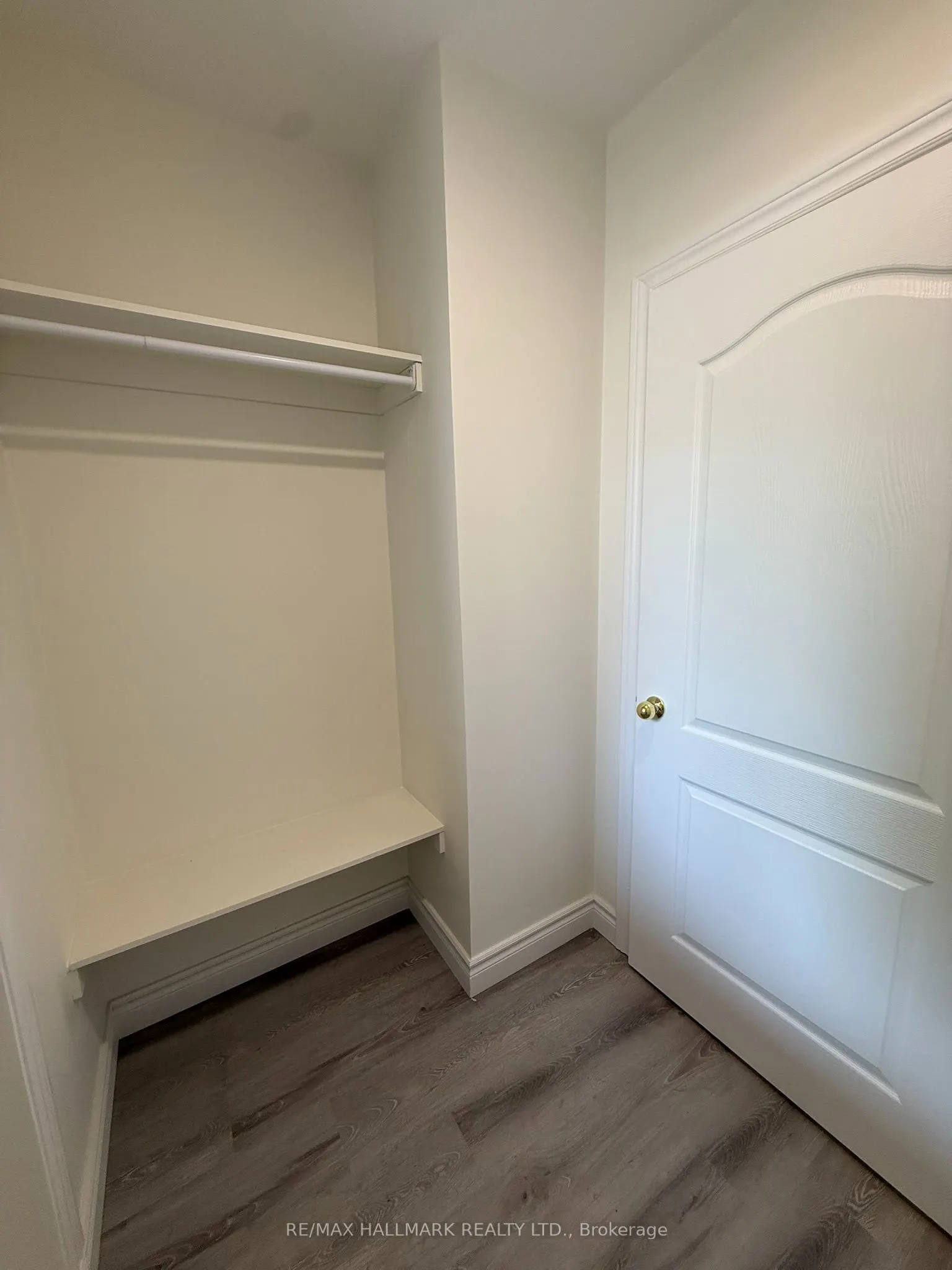 43 Oak Avenue