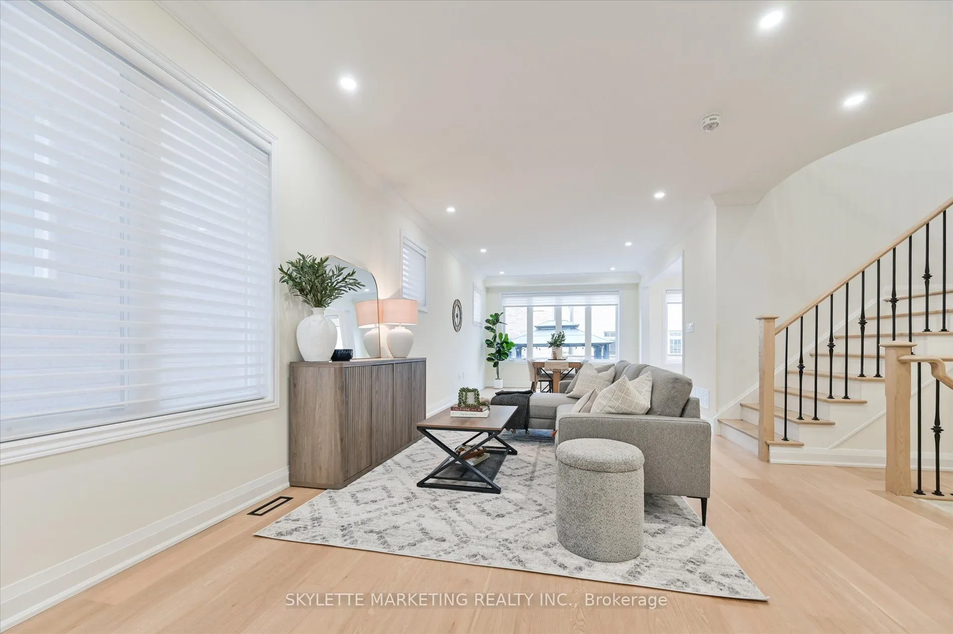 38 Russell Parker Crescent