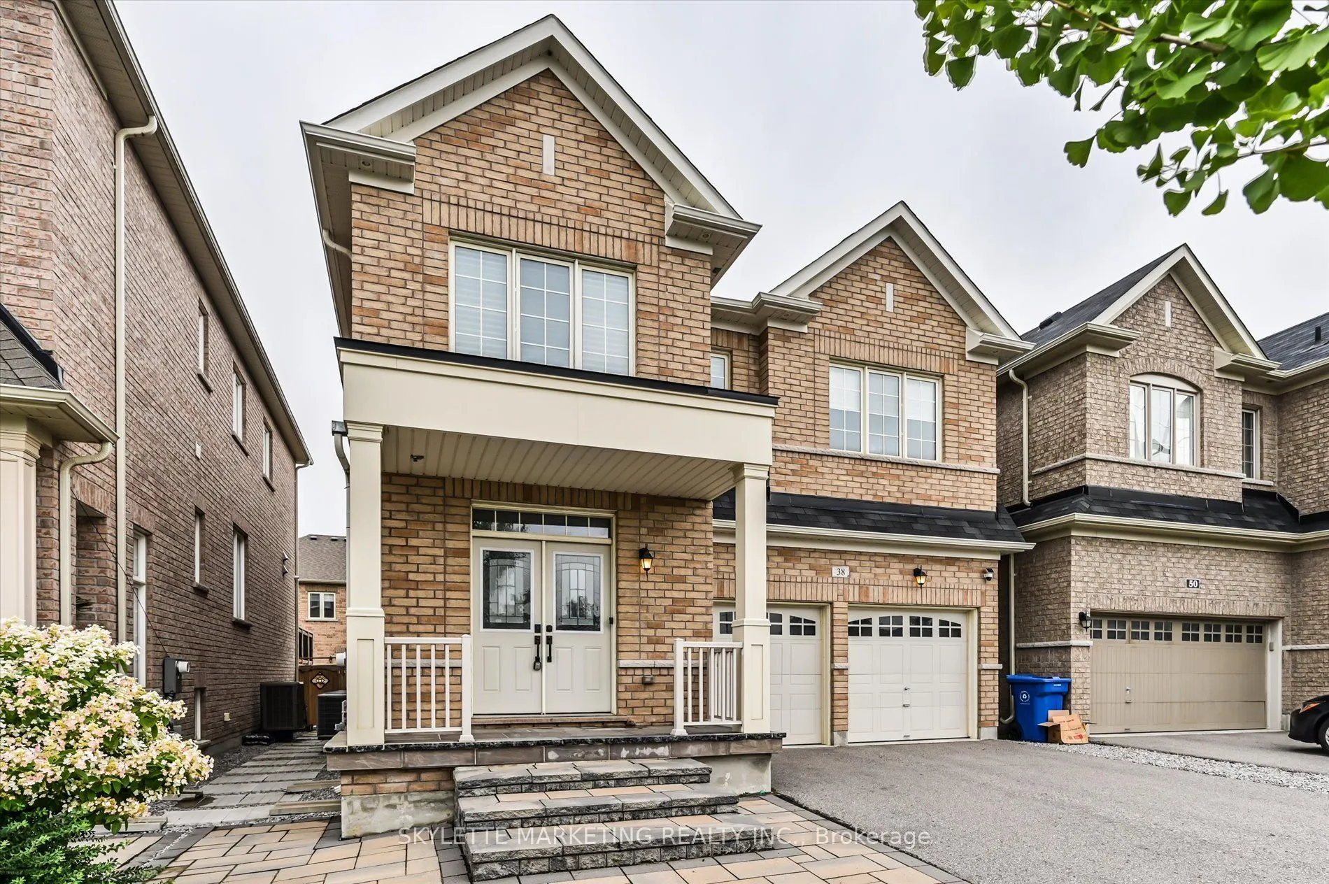 38 Russell Parker Crescent
