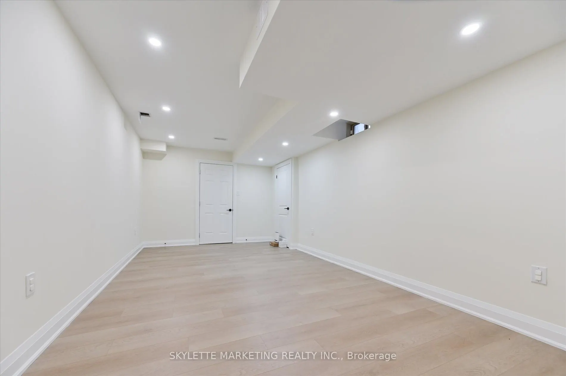 38 Russell Parker Crescent