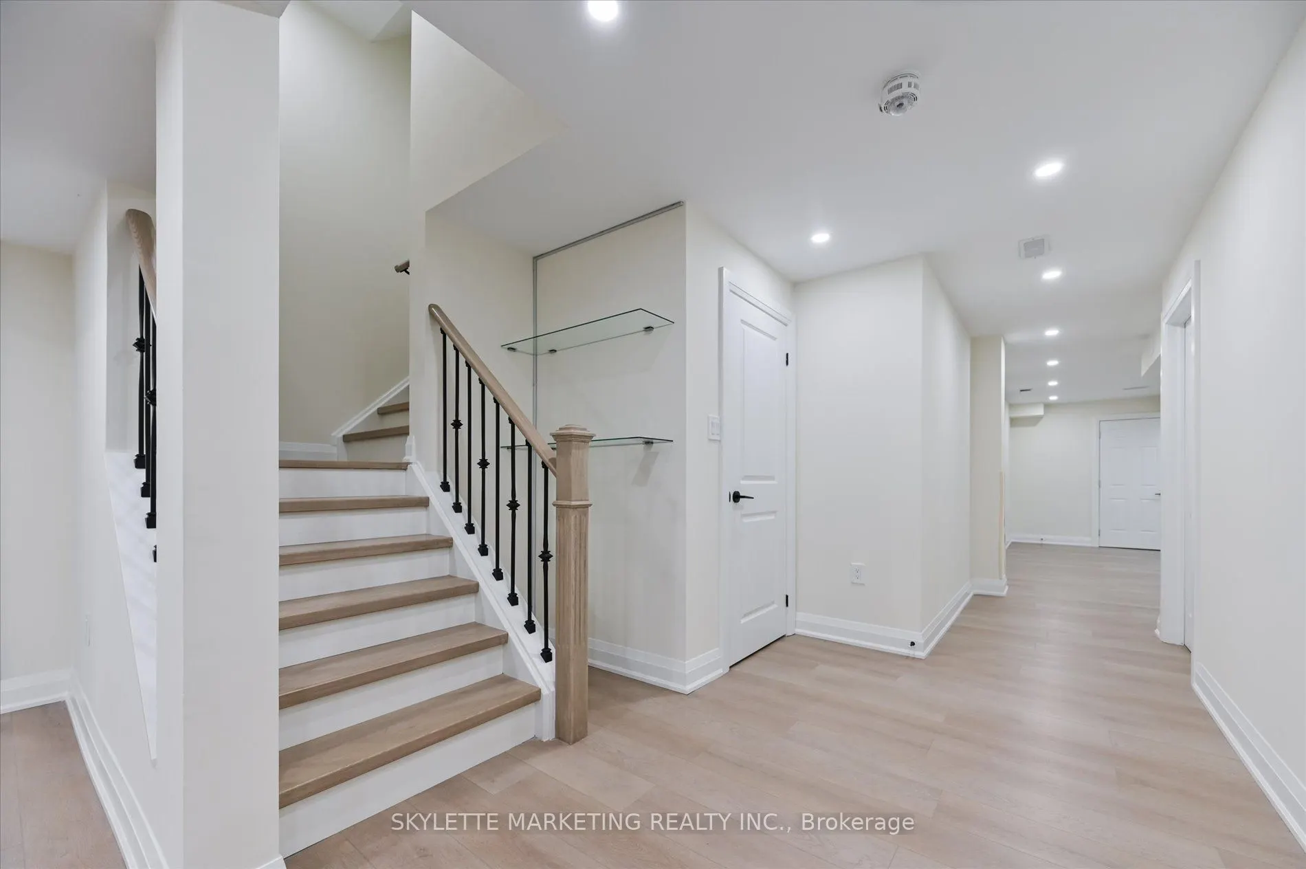 38 Russell Parker Crescent