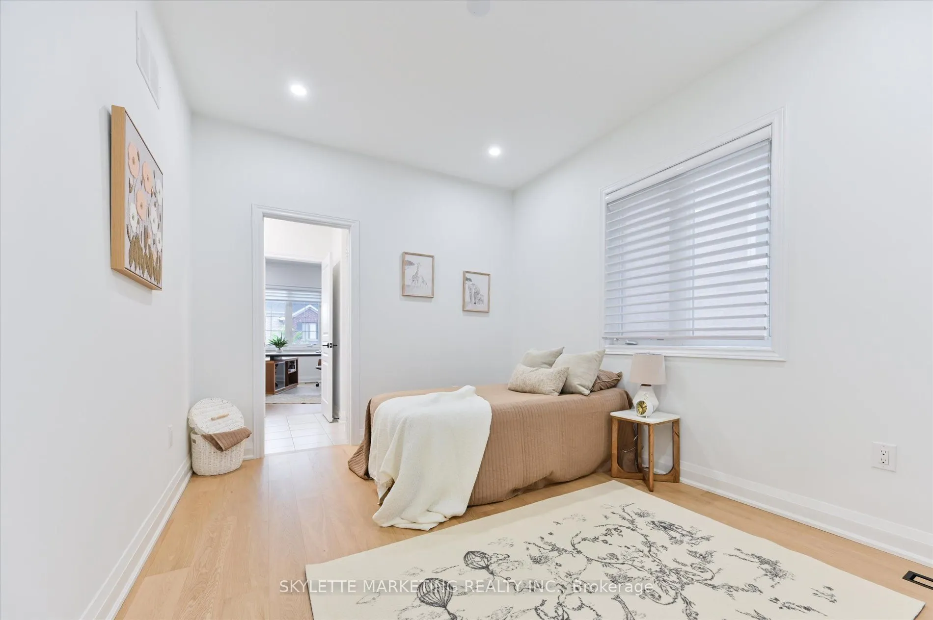 38 Russell Parker Crescent