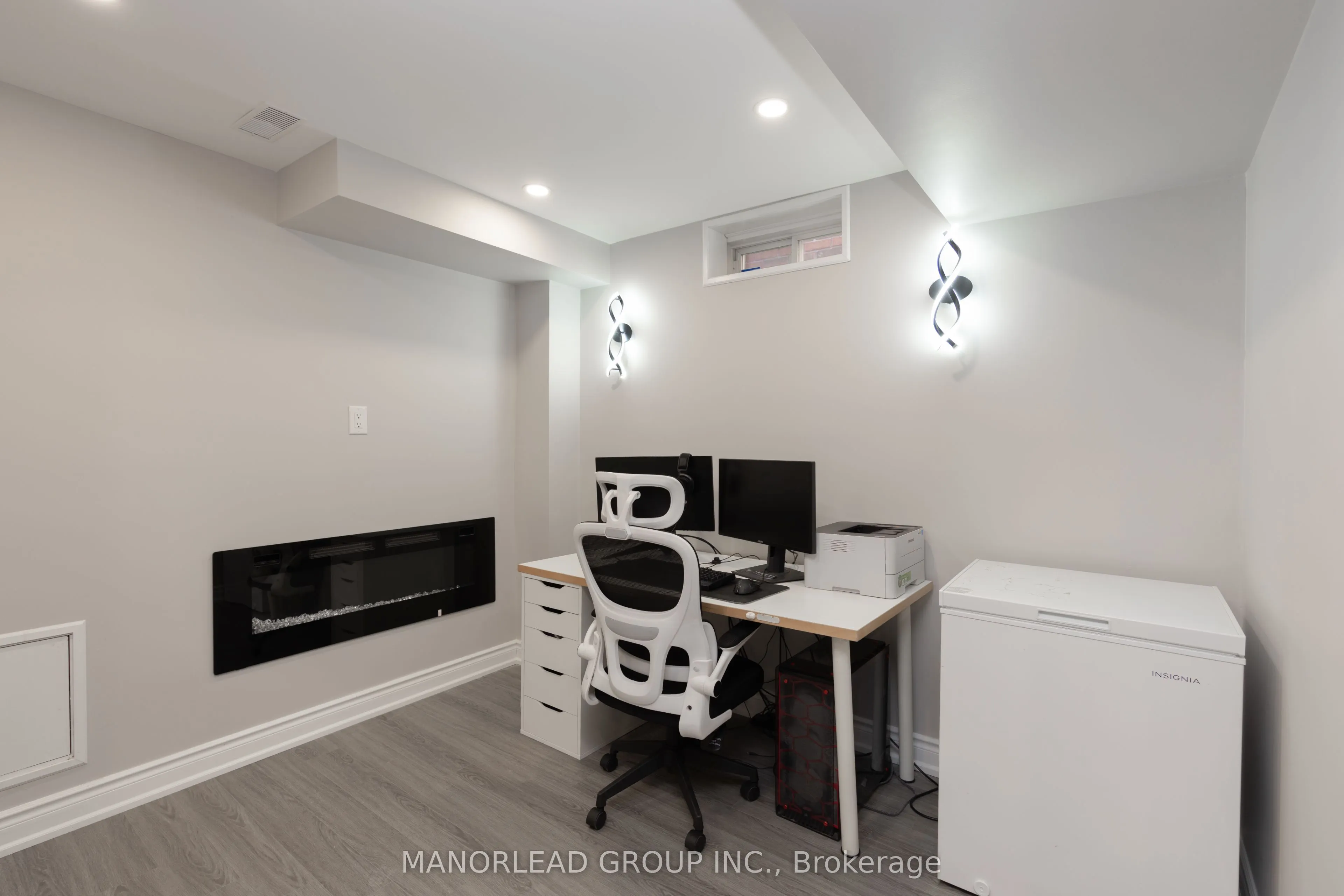 8 Rock Garden Street